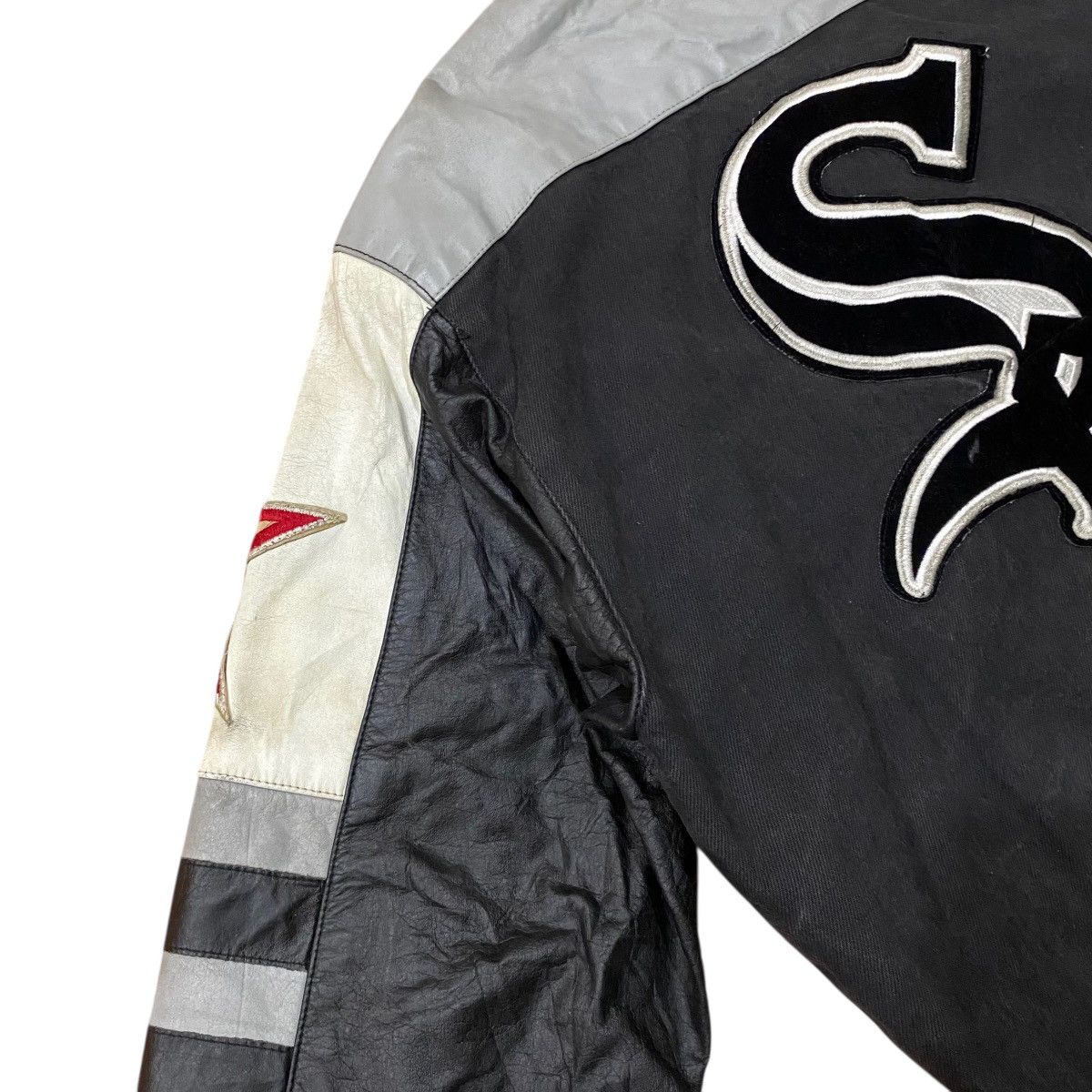 Jeff Hamilton Vtg Jeff Hamilton Chicago White Sox Varsity Leather Jacket Size US S / EU 44-46 / 1 - 9 Thumbnail