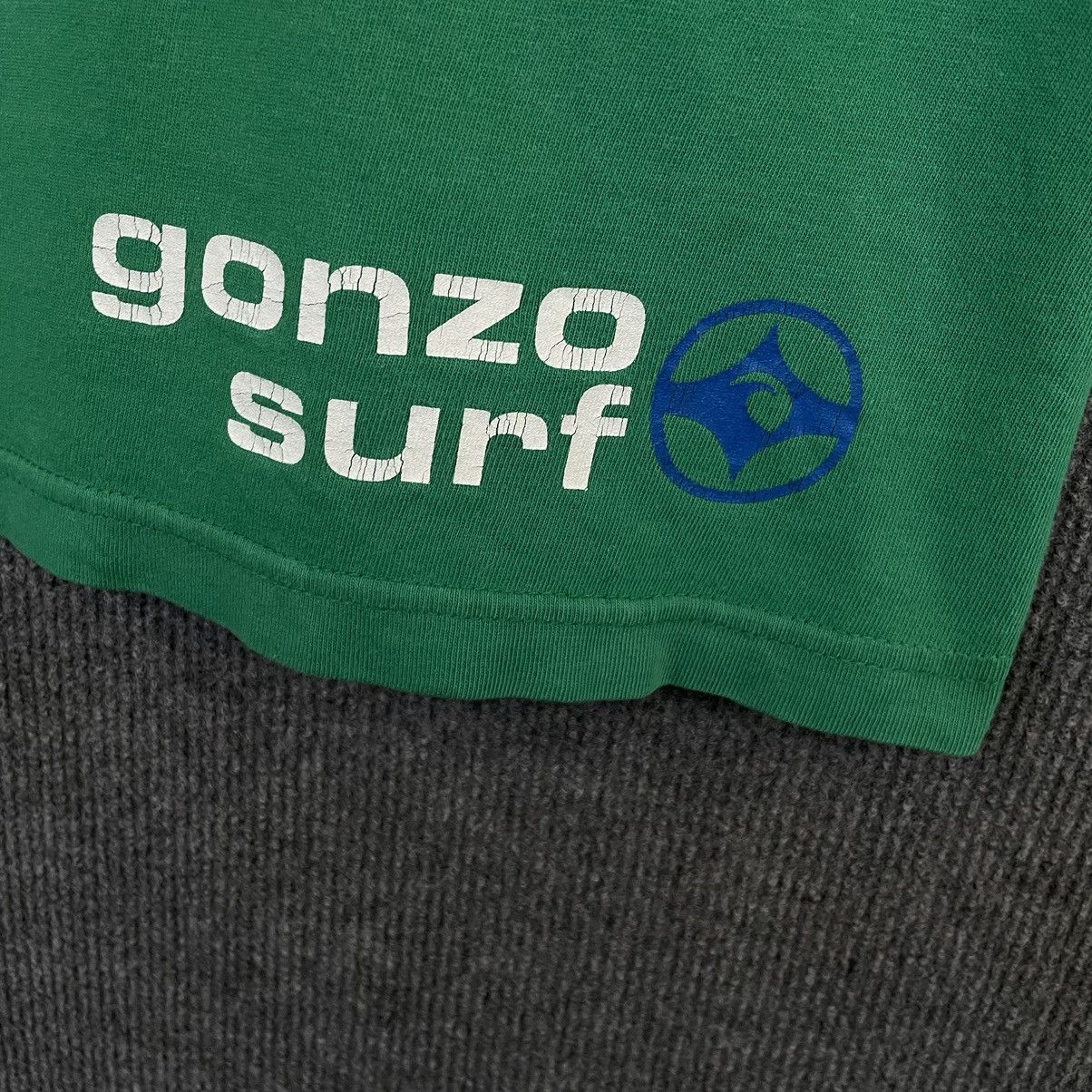 Vintage Vintage 2000s Gonzo Surf T Shirt Size US S / EU 44-46 / 1 - 5 Thumbnail