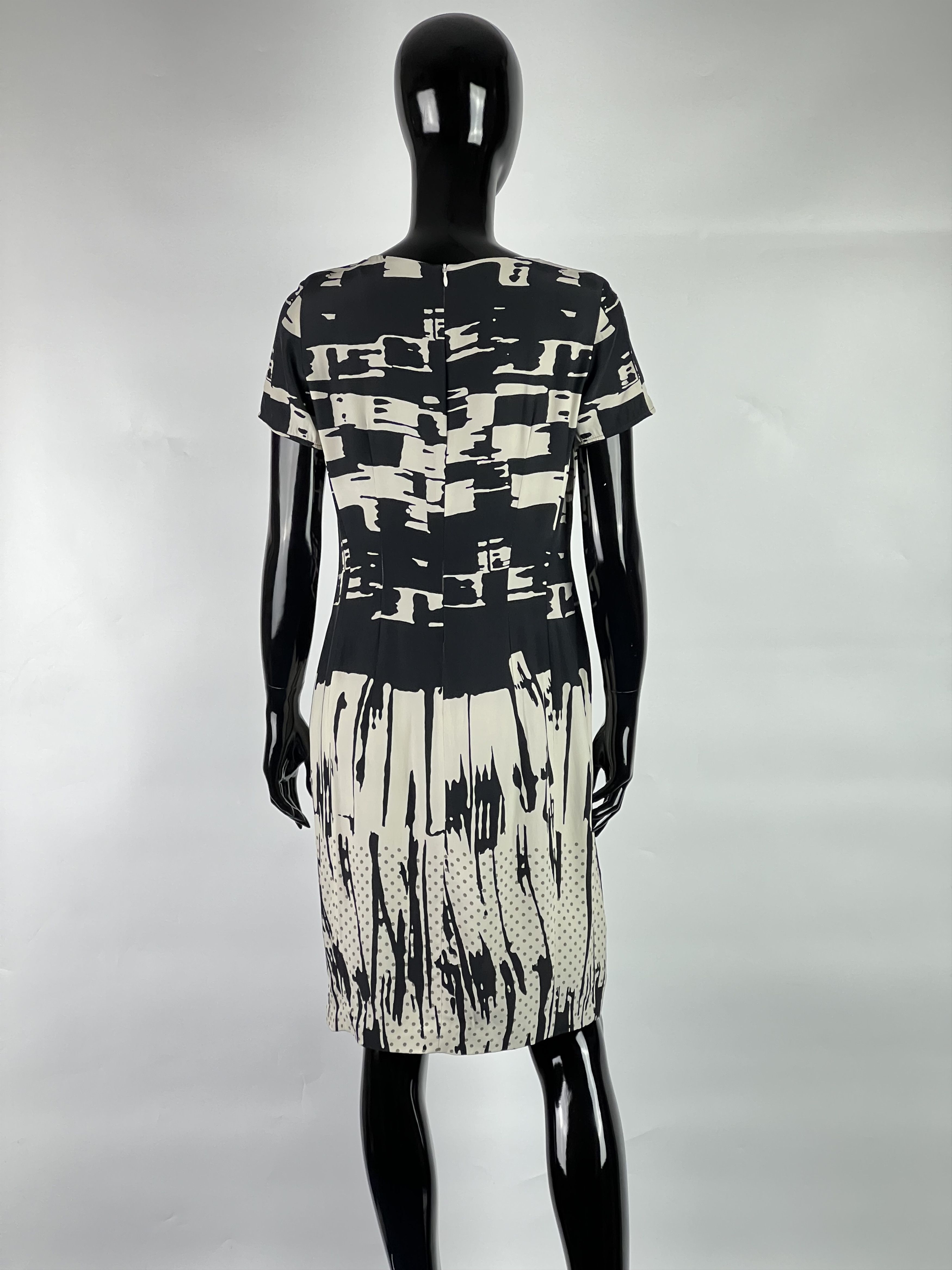 Luisa Cerano Luisa Cerano Knee Lenght Dress Size US6 GB10 Size M / US 6-8 / IT 42-44 - 3 Thumbnail