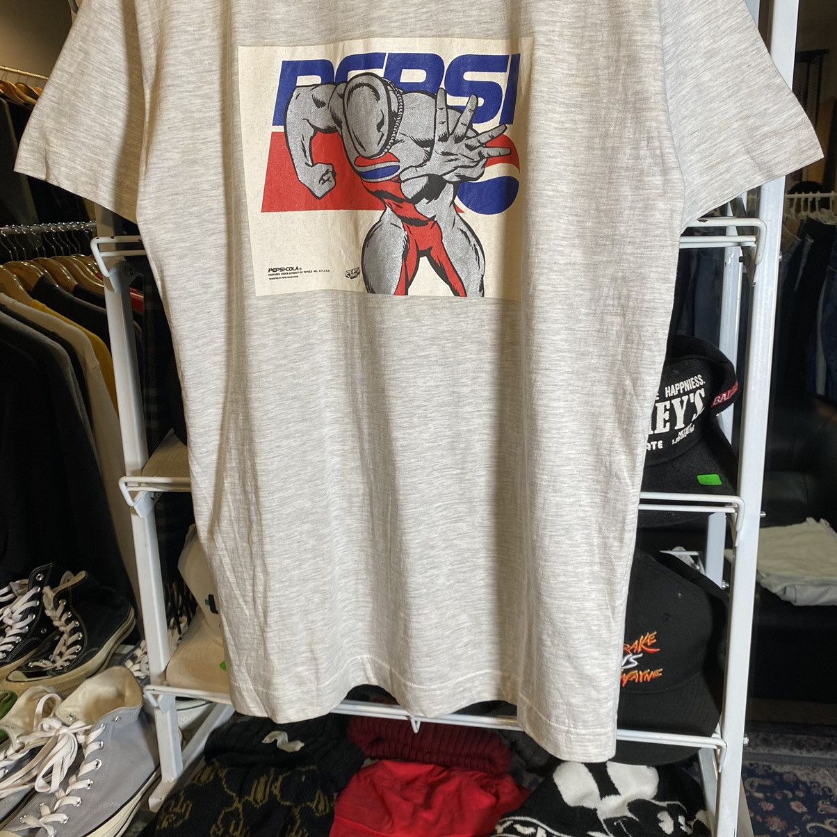 Coca Cola VINTAGE RARE‼️Pepsi Cola “Pepsi Man” Tee Size US L / EU 52-54 / 3 - 4 Thumbnail