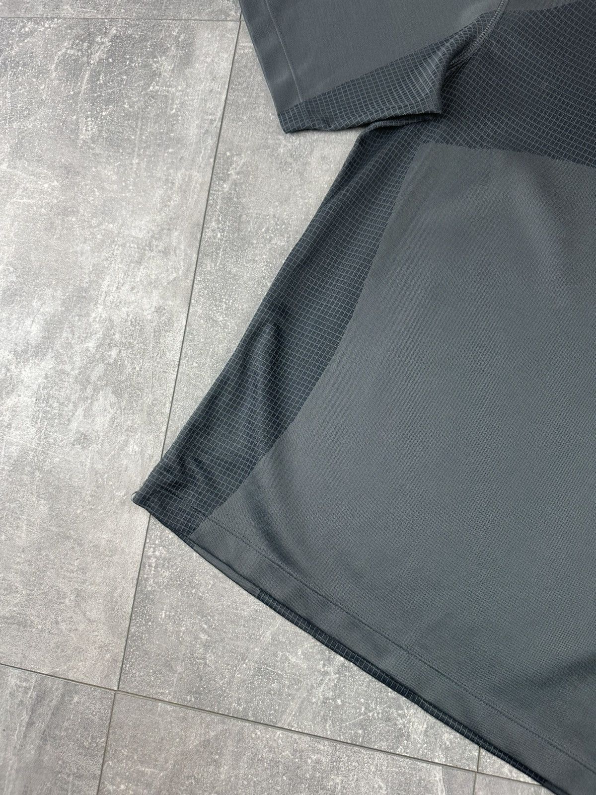 Other Lowe Alpine Dry Zone Outdoor Polyester Small Logo T-Shirt Size US L / EU 52-54 / 3 - 3 Thumbnail