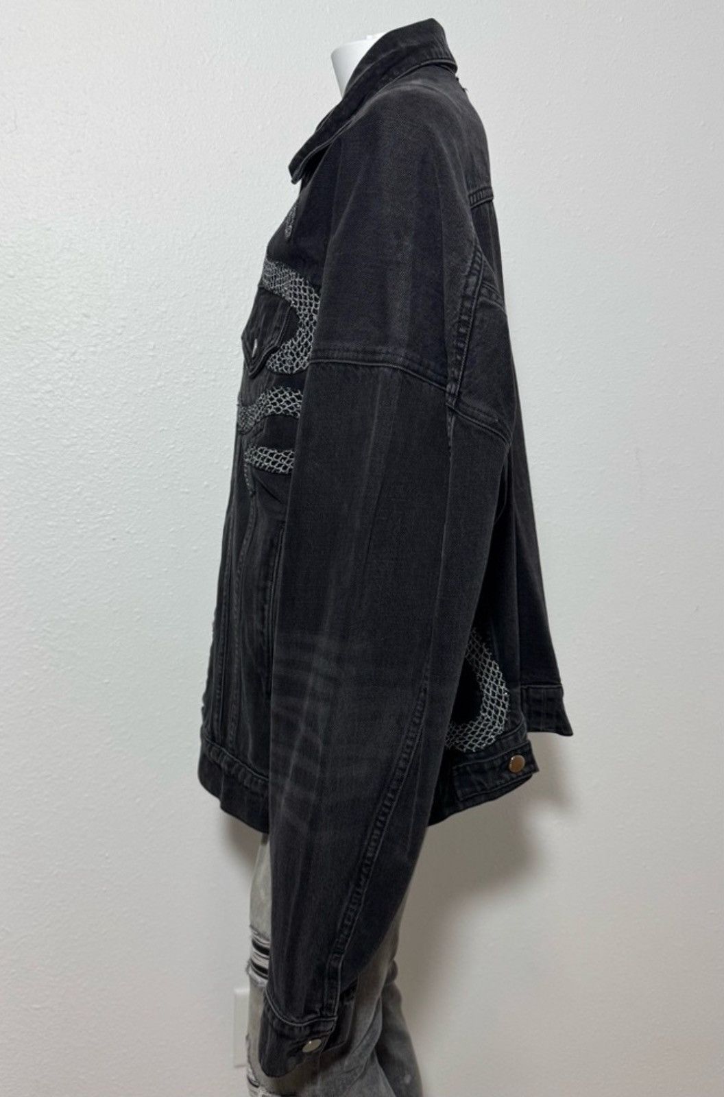 Amiri EUC Amiri Crystal Snake Denim Jacket Size US XL / EU 56 / 4 - 3 Thumbnail