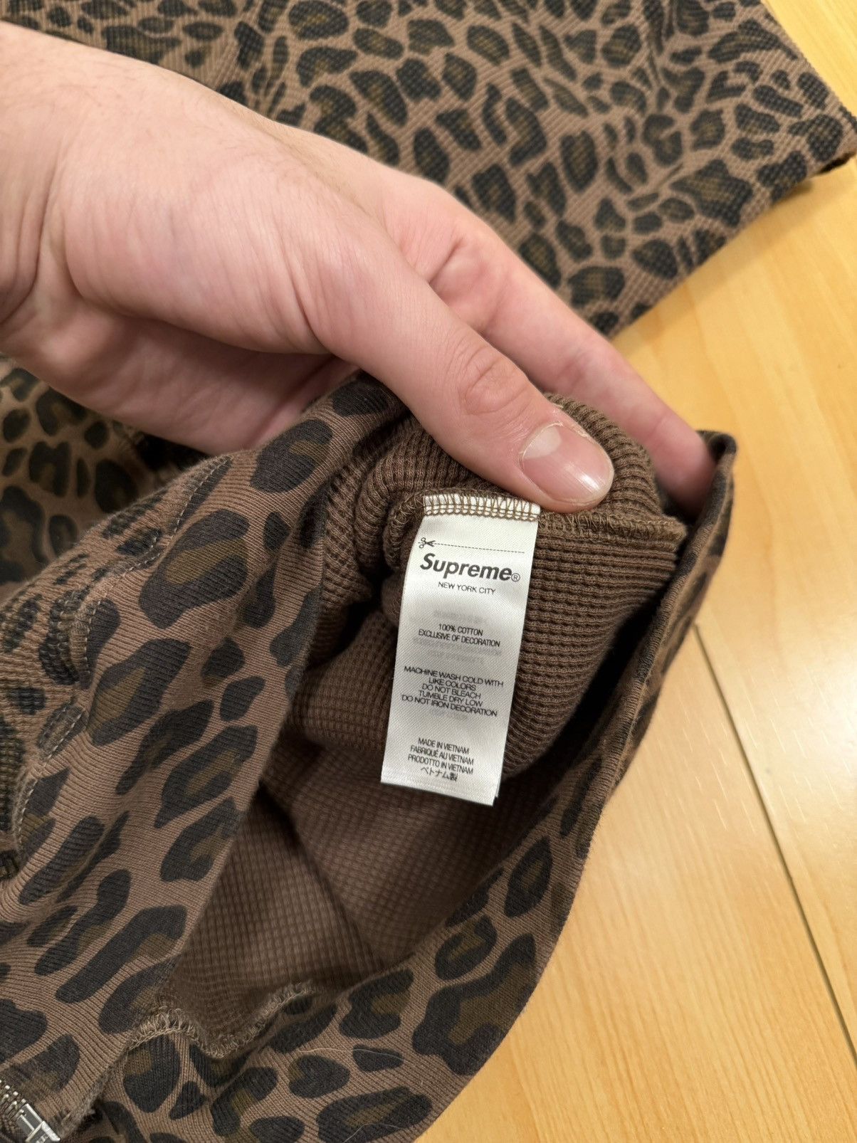 Supreme Supreme Leopard Print Thermal Zip Up Hoodie Size US L / EU 52-54 / 3 - 5 Thumbnail