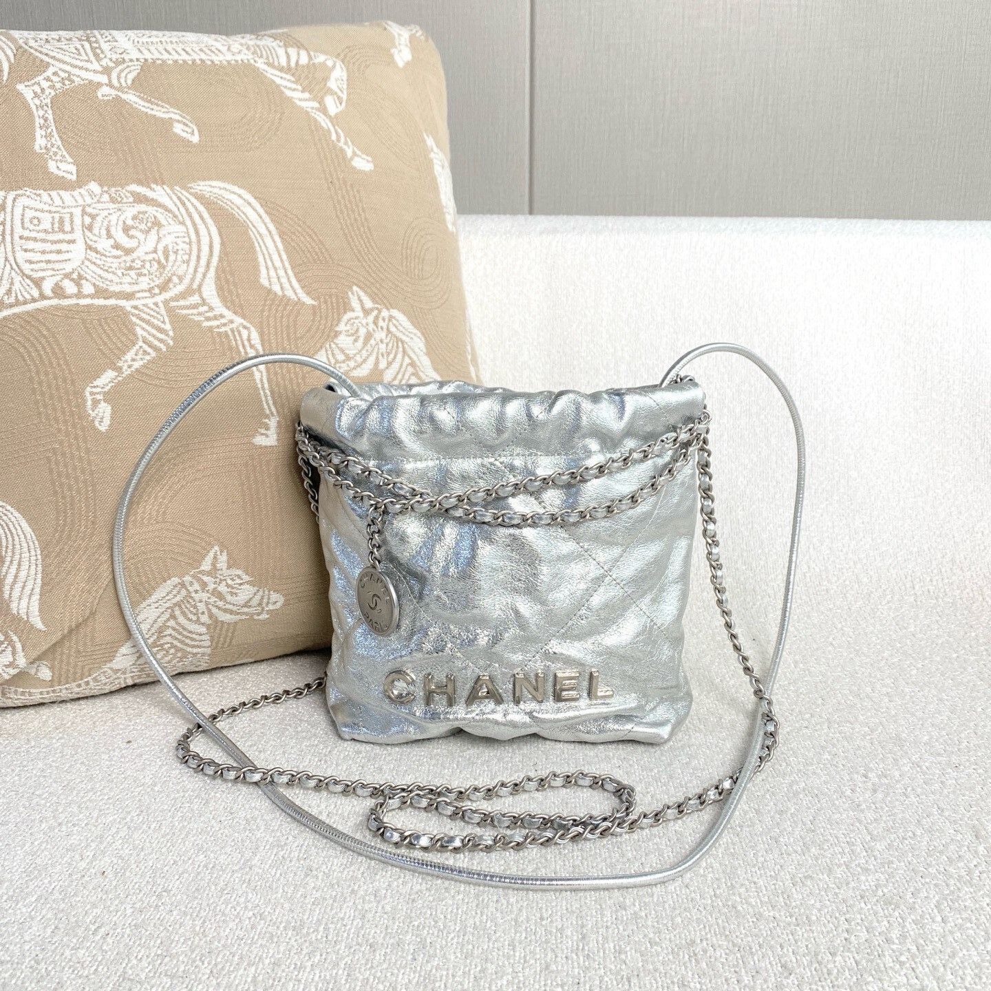 Chanel Pre-loved Bag Very good condition Size ONE SIZE - 1 Thumbnail