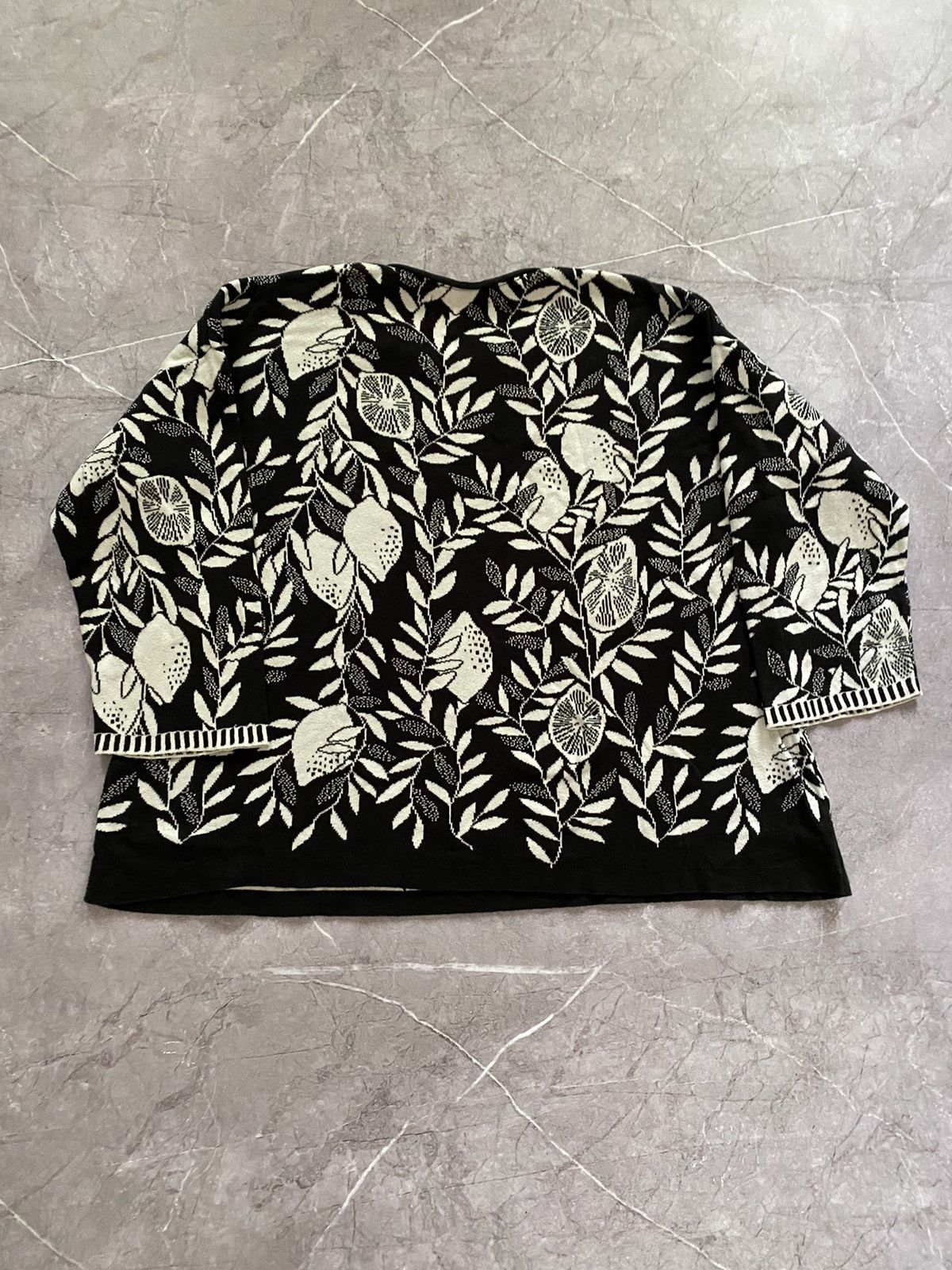 Designer × Gudrun Sjoden Rare Gudrun Sjoden Leinen Black Sweater Floral Print Size L Size L / US 10 / IT 46 - 12 Thumbnail