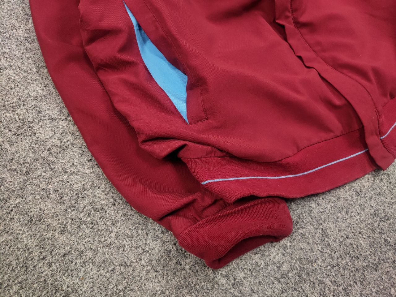 Nike Vintage Nike Aston Villa FC Soccer Track Jacket Size US L / EU 52-54 / 3 - 6 Thumbnail