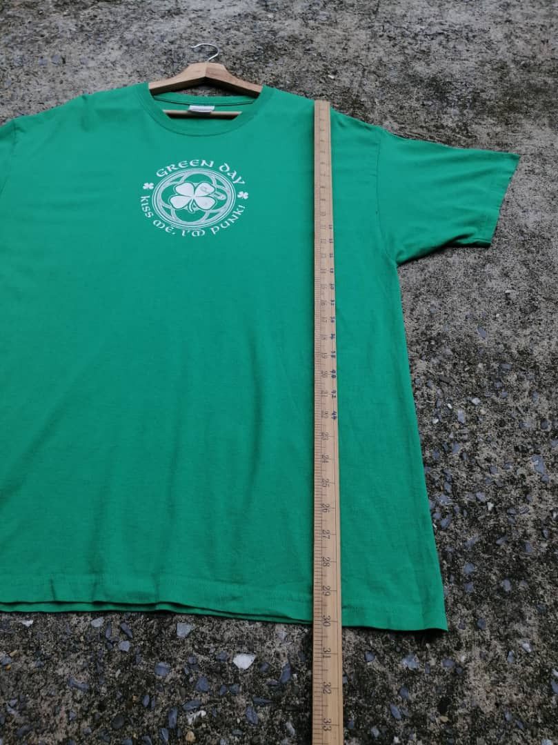 Band Tees × Vintage Vintage Green Day Kiss Me I'm Punk Tee Size US L / EU 52-54 / 3 - 2 Thumbnail