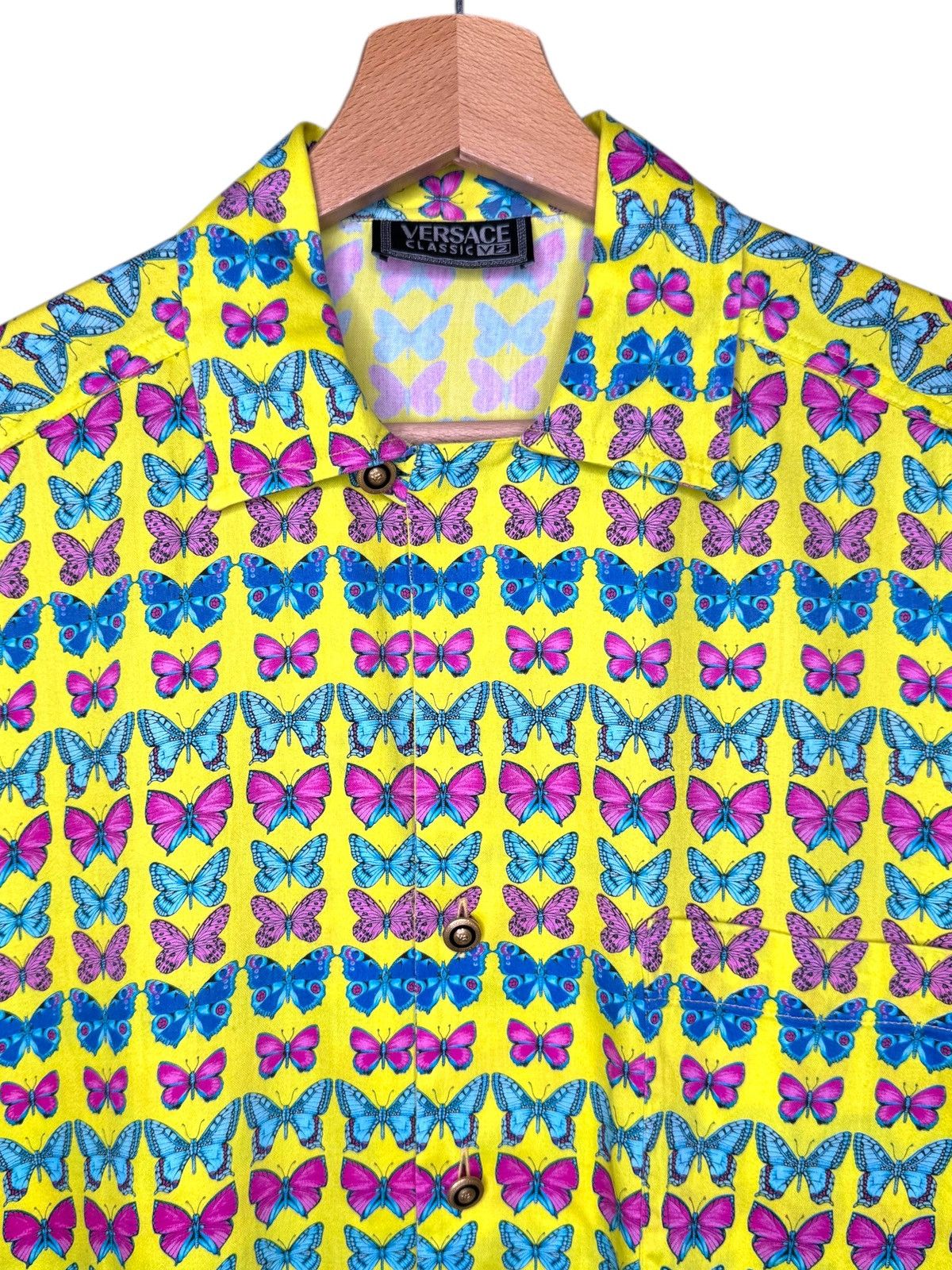 Versace Gianni Versace V2 Vintage Butterfly Shirt Yellow S Size US S / EU 44-46 / 1 - 2 Thumbnail
