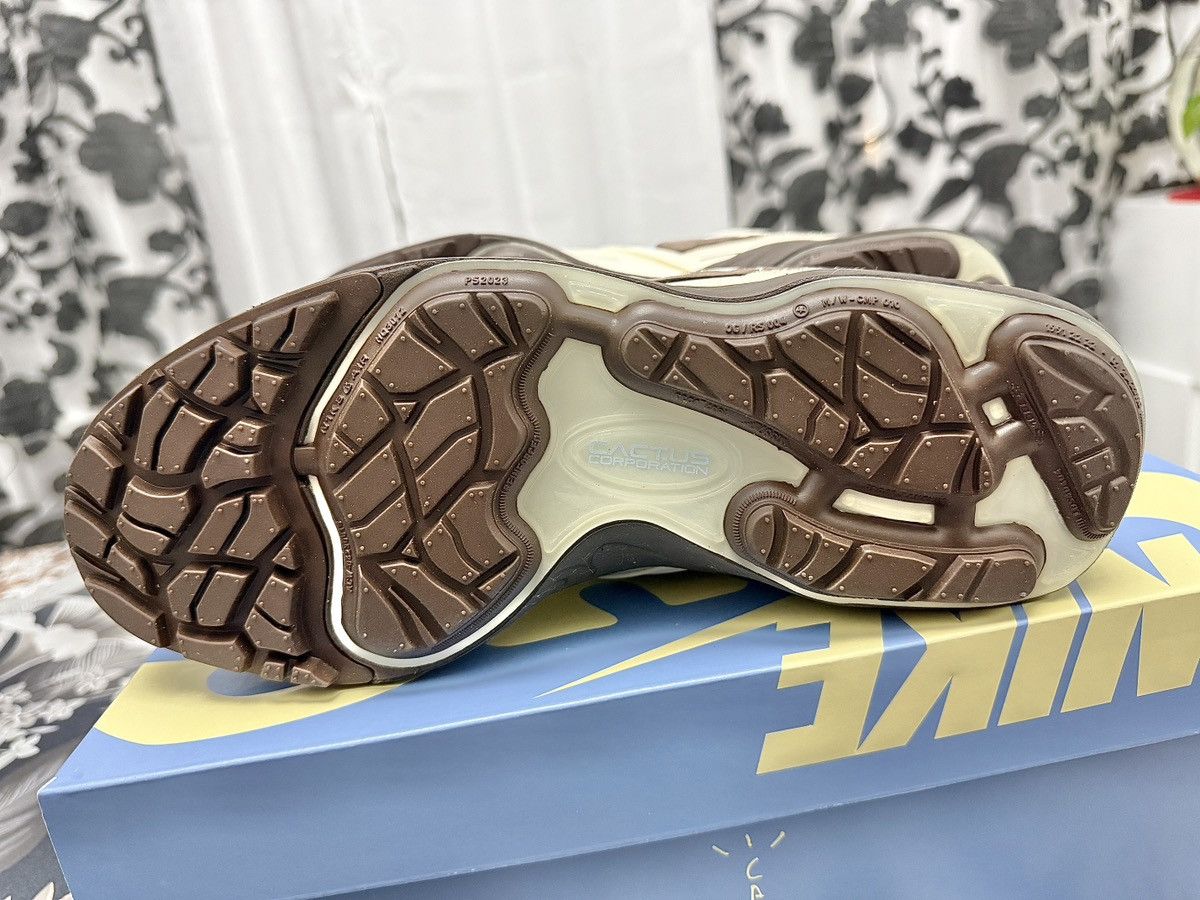Nike × Travis Scott Nike Zoom Field Jaxx Travis Scott Leche Blu US 7.5 Size US 7.5 / EU 40-41 - 8 Thumbnail