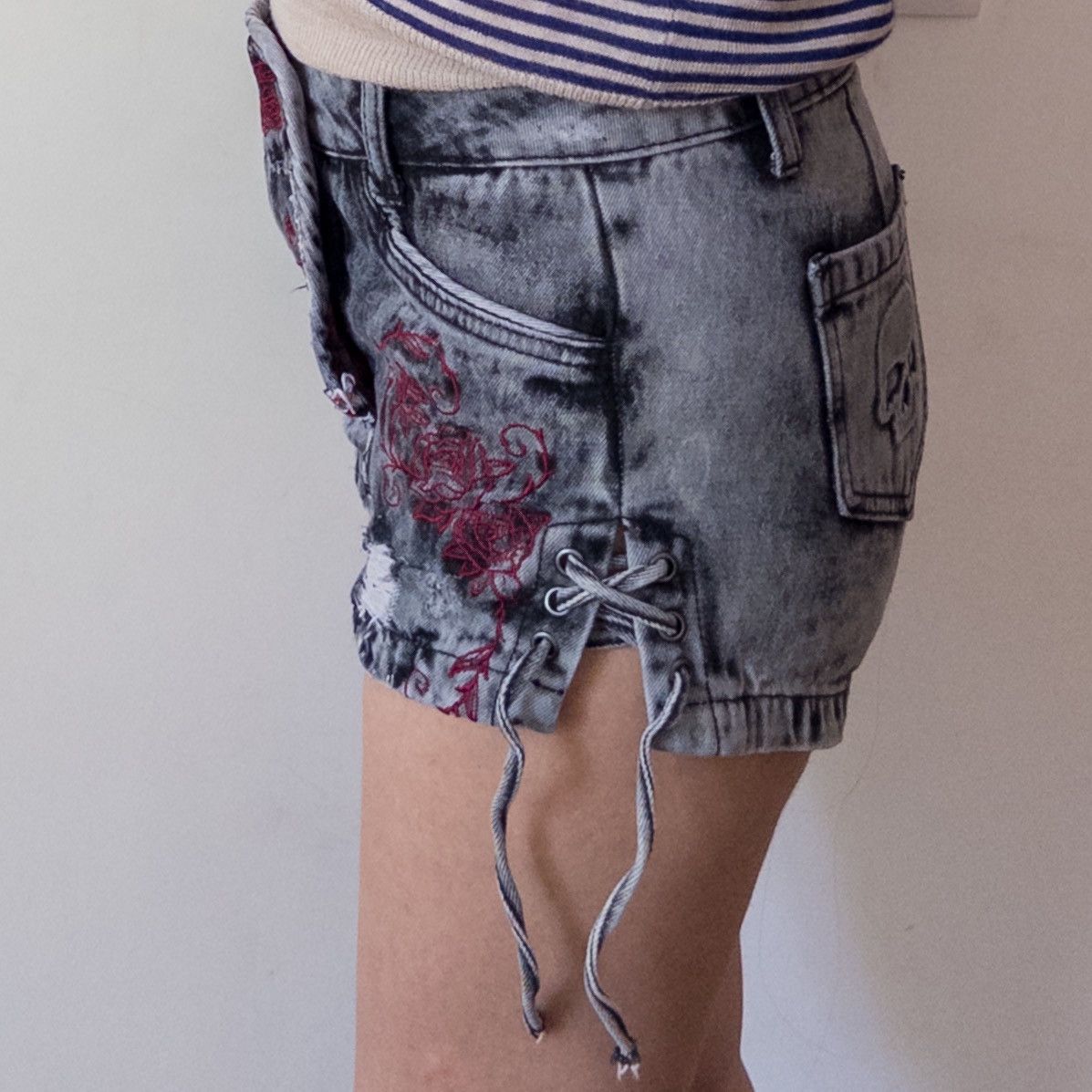 Vintage Black Premium by EMP Grunge denim mini embroidery shorts y2k Size 27" / US 4 / IT 40 - 10 Thumbnail