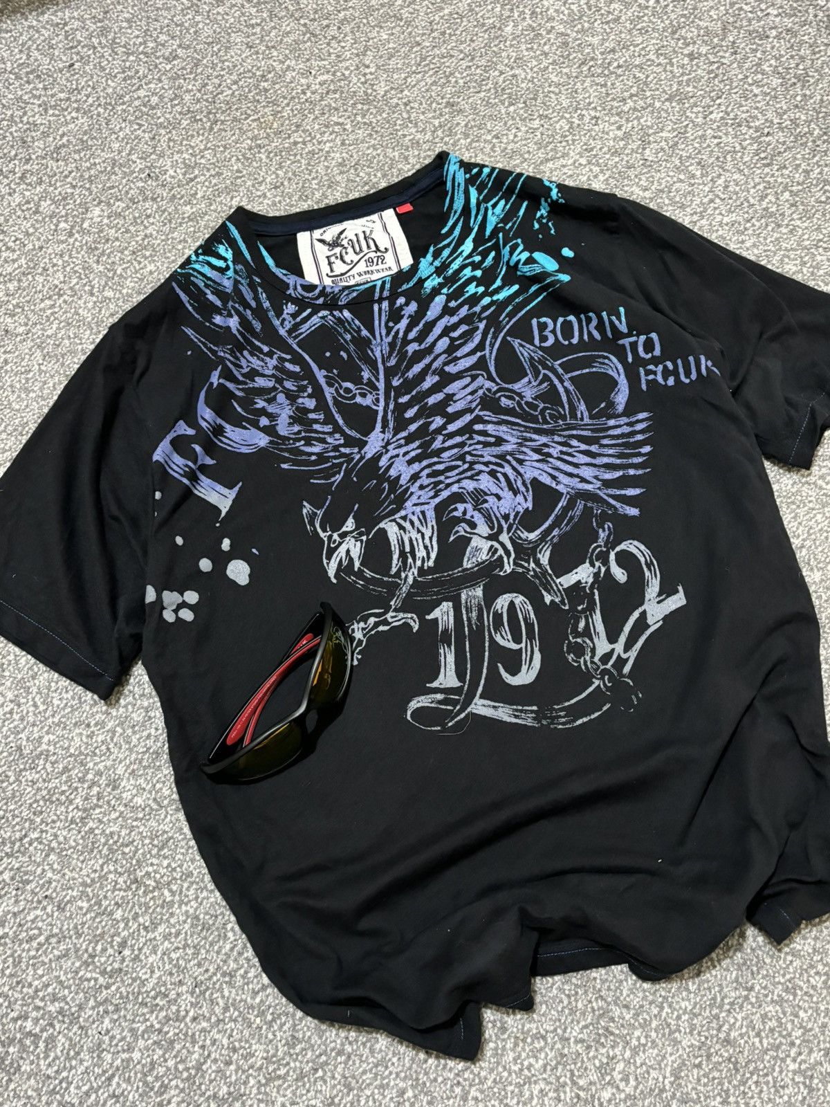 FCUK Vintage t-shirt USA brand born to fcuk Size US M / EU 48-50 / 2 - 1 Thumbnail
