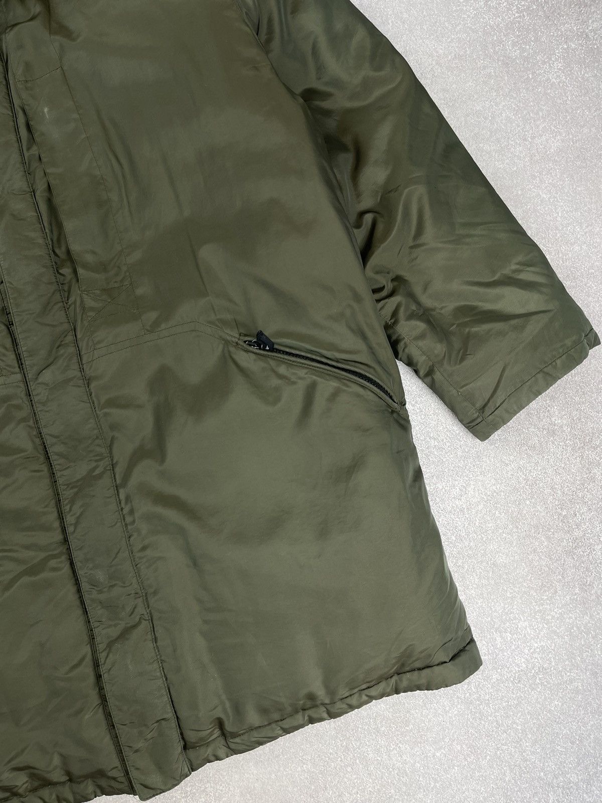 Burberry × Vintage Vintage Burberry London Jacket Khaki Size 54 Size US L / EU 52-54 / 3 - 4 Thumbnail