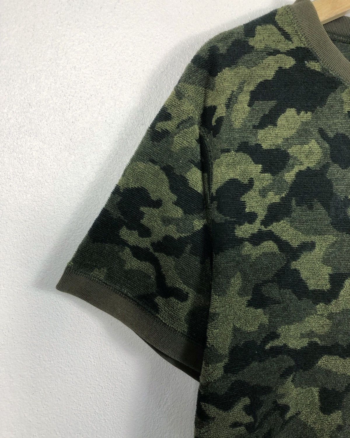 Japanese Brand × URBAN RESEARCH DOORS Rare Urban Research Doors Camo Fleece Tee Size US M / EU 48-50 / 2 - 5 Thumbnail