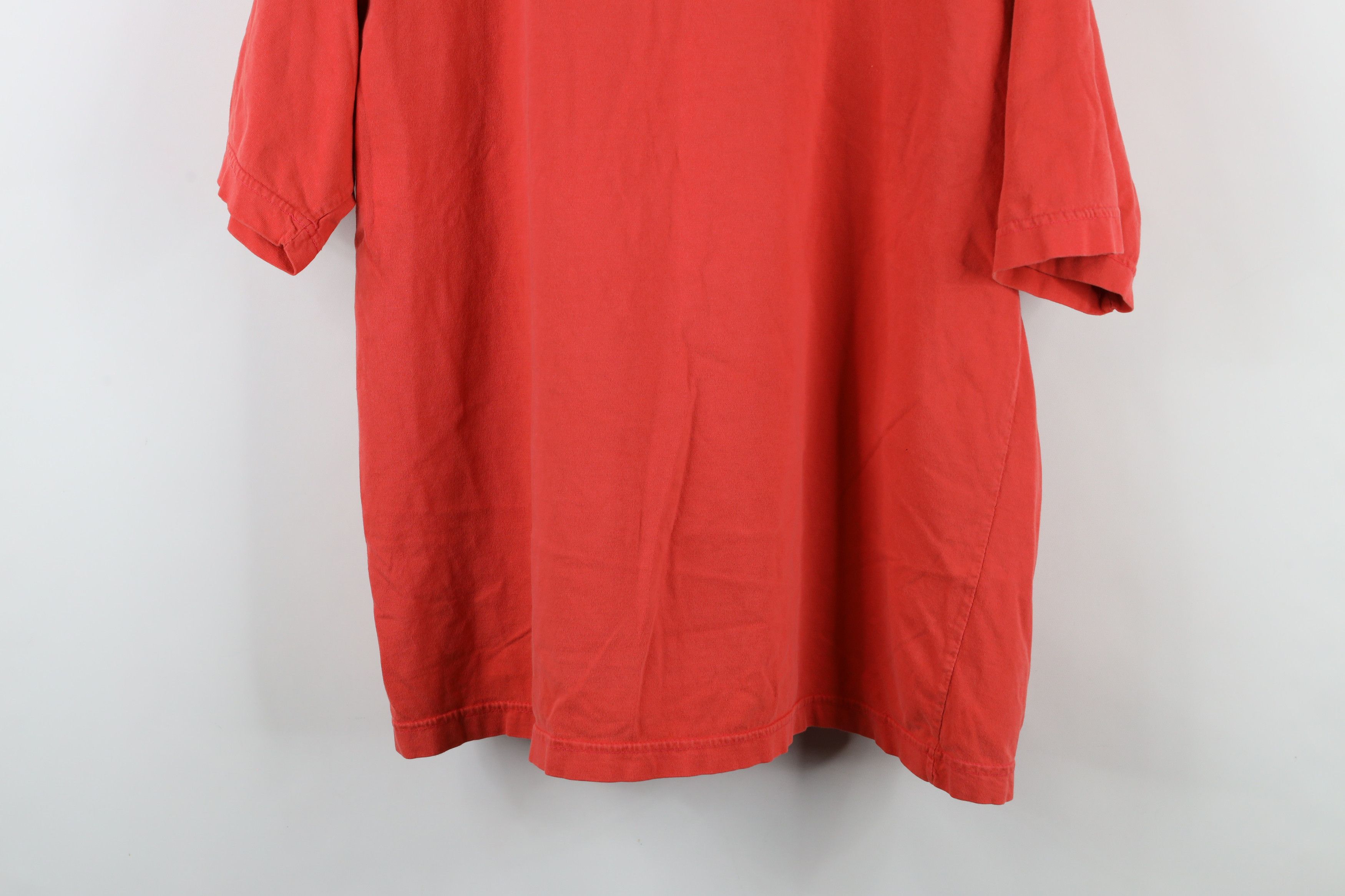 Levi's × Vintage Vintage 90s Levis Spell Out Script T-Shirt Coral Pink Cotton Size US M / EU 48-50 / 2 - 13 Thumbnail