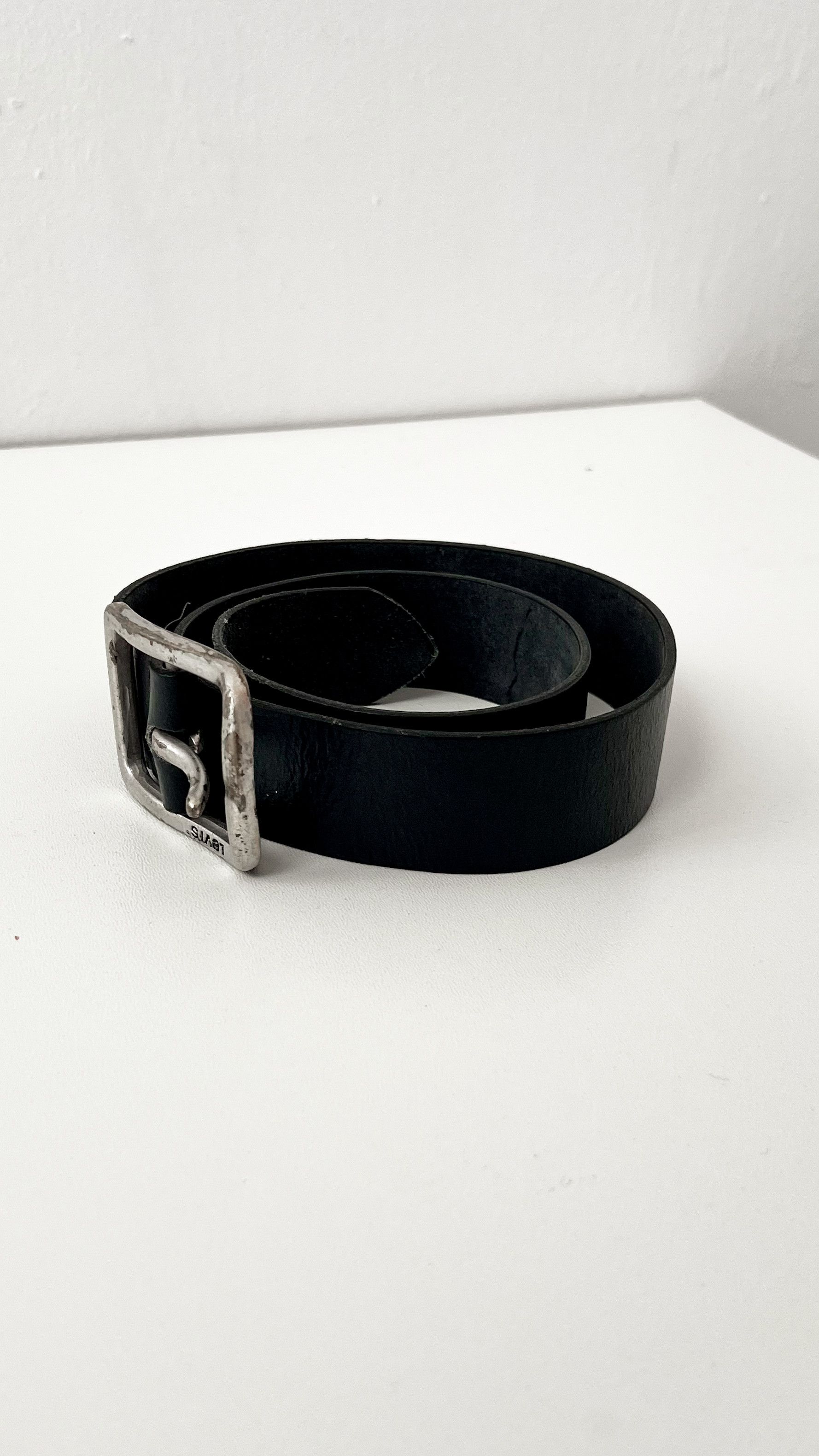 Leather × Levi's × Vintage Levi's Red Tab vintage leather belt Size 32 - 8 Thumbnail