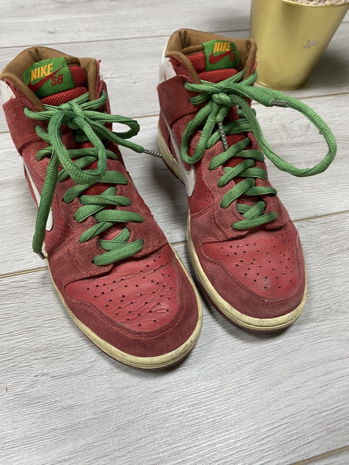 Nike Nike SB Dunk High Big Gulp Red 2008 Sneakers Size US 7.5 / EU 40-41 - 2 Thumbnail