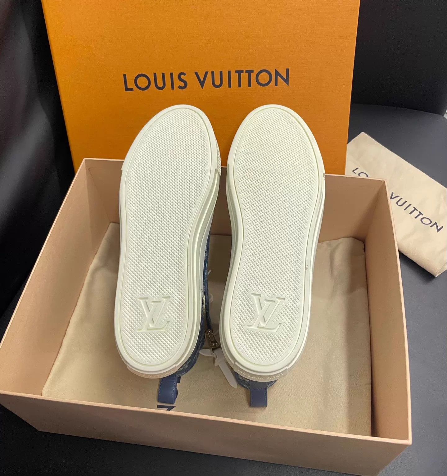 Louis Vuitton LV Monogram Denim Blue High-Top Canvas Sneakers Size 42 Size US 9 / EU 42 - 6 Thumbnail