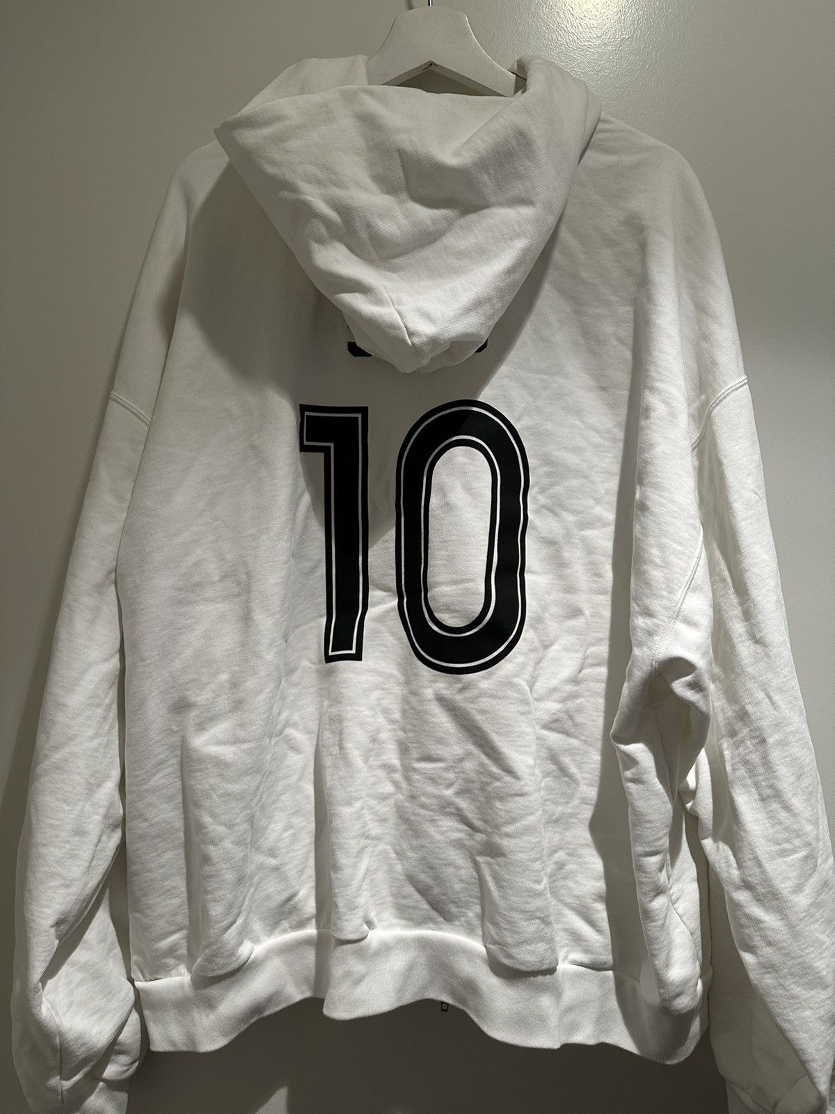 Balenciaga BALENCIAGA SOHO EXCLUSIVE ZIP-UP HOODIE – WHITE Size US XXL / EU 58 / 5 - 3 Thumbnail