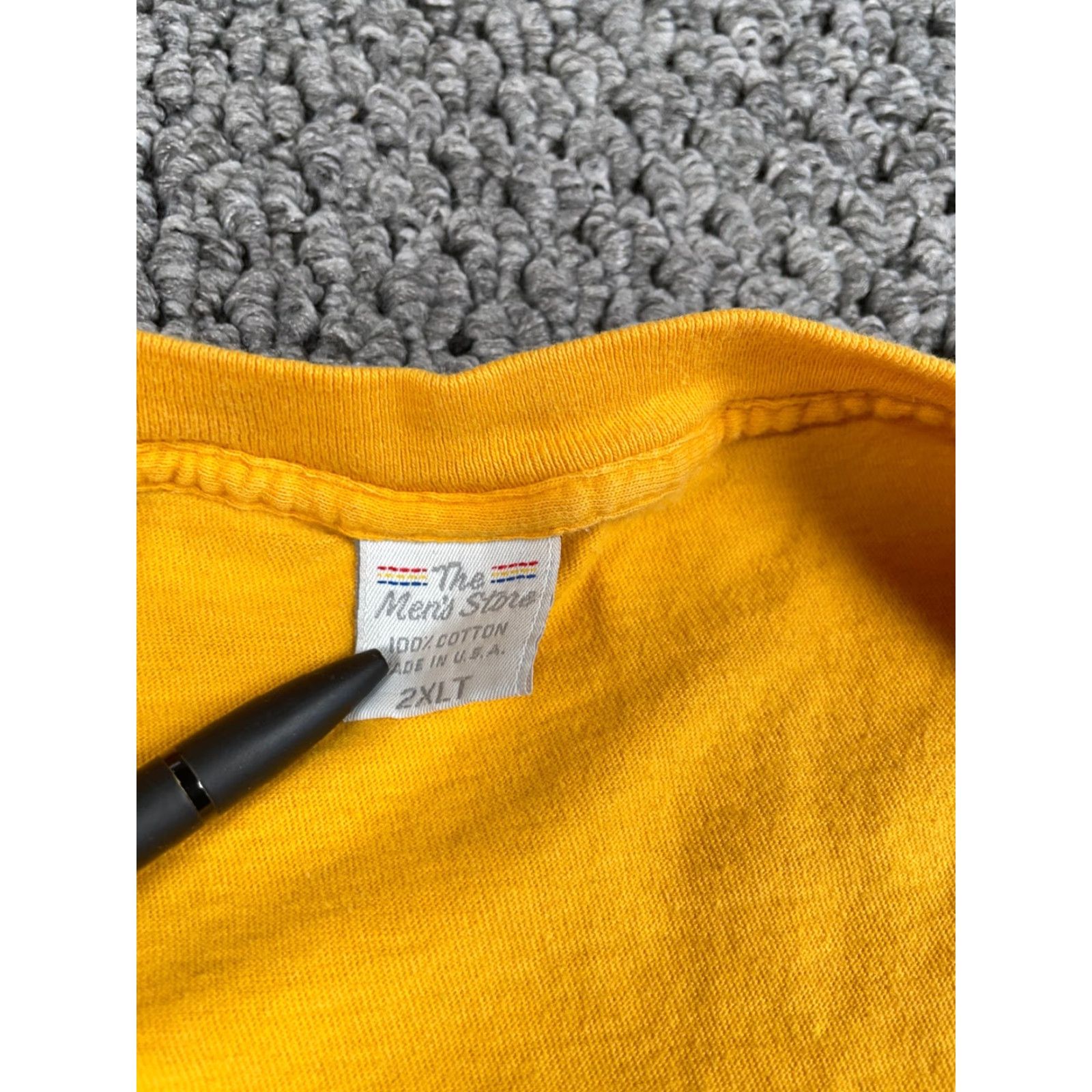 Vintage VINTAGE Distressed 90s V-Neck T-Shirt Adult 2XLT Dark Yellow Single Stitch Cotton Mens Size US XXL / EU 58 / 5 - 3 Thumbnail