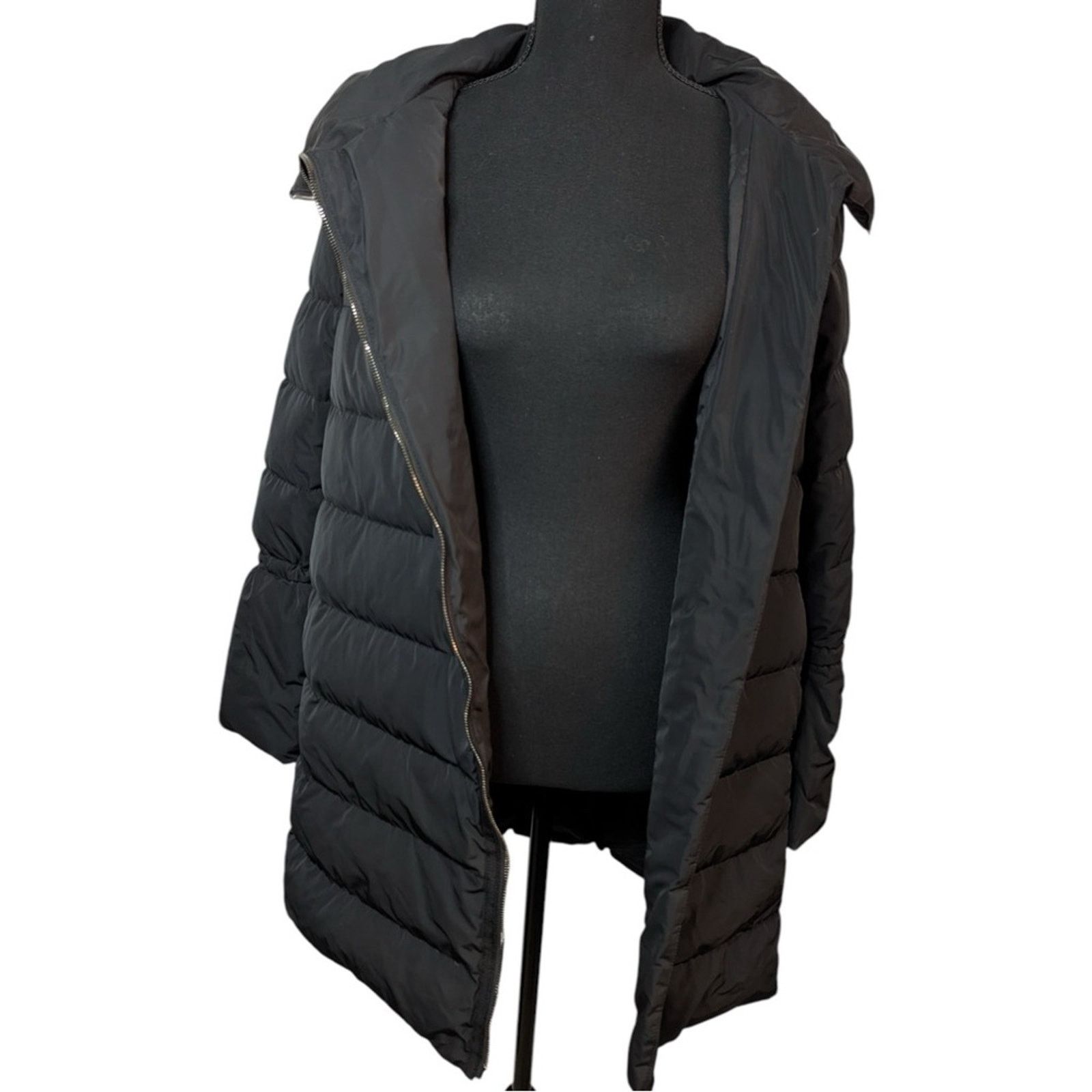 Moncler Lobelia Quilted Down Puffer Coat size 1 Black Bell Sleeves Size S / US 4 / IT 40 - 8 Thumbnail