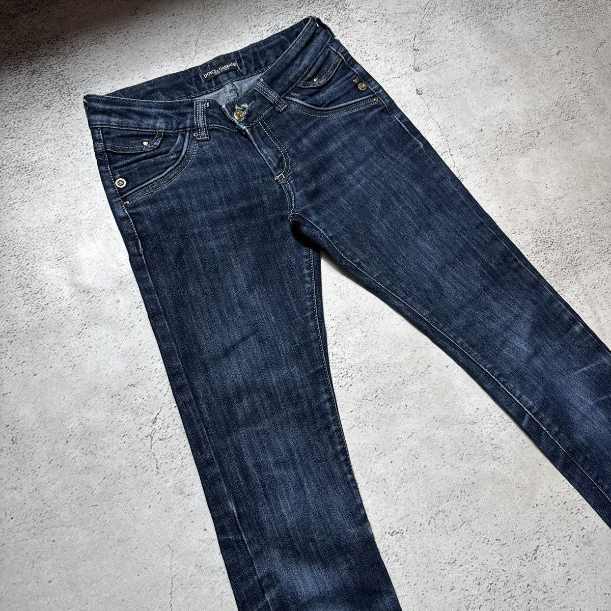 Dolce & Gabbana vintage dolce gabbana skinny jeans with metal logo luxury Size 28" / US 6 / IT 42 - 2 Thumbnail