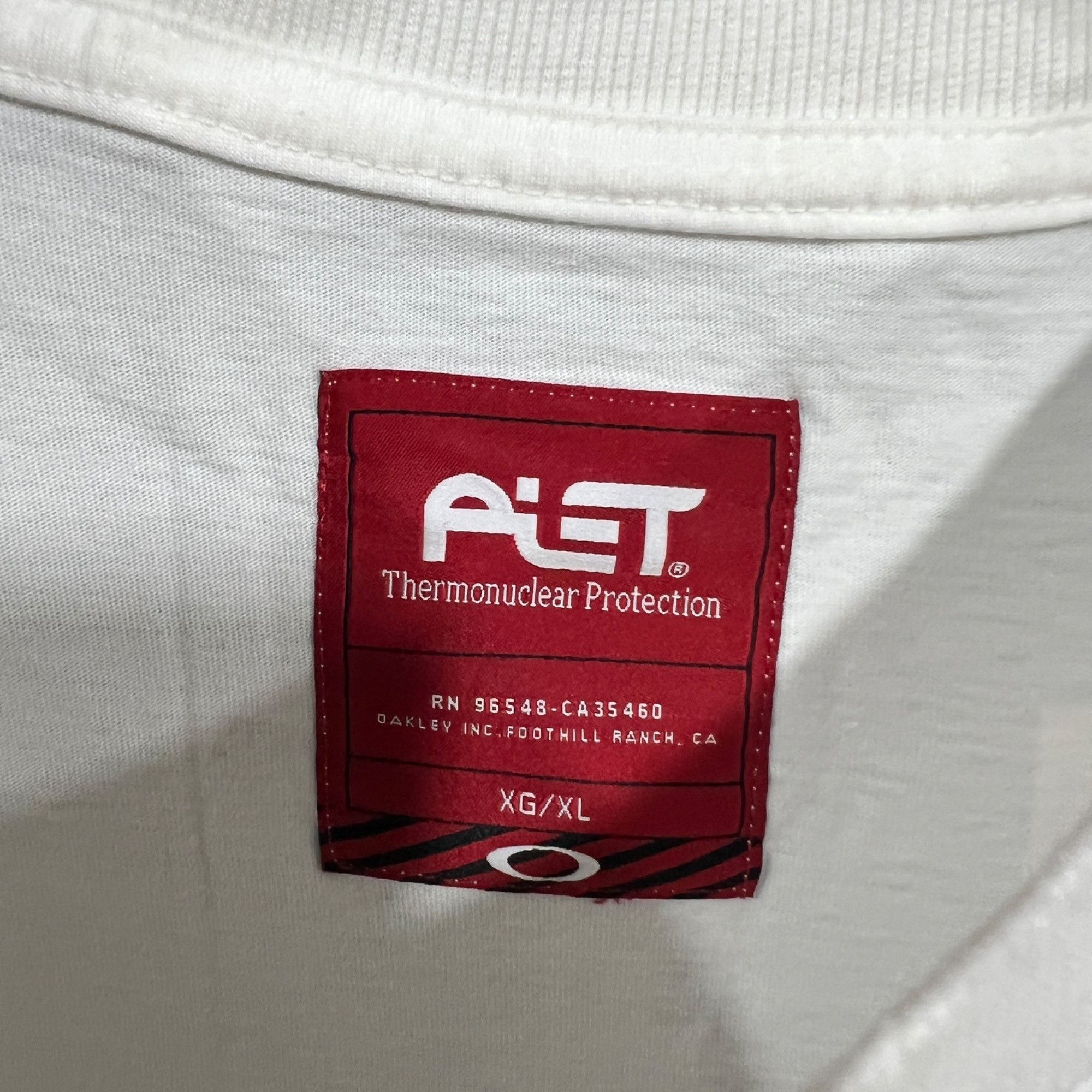 Oakley Oakley graphics shirt size xl NWT Size US XL / EU 56 / 4 - 3 Thumbnail