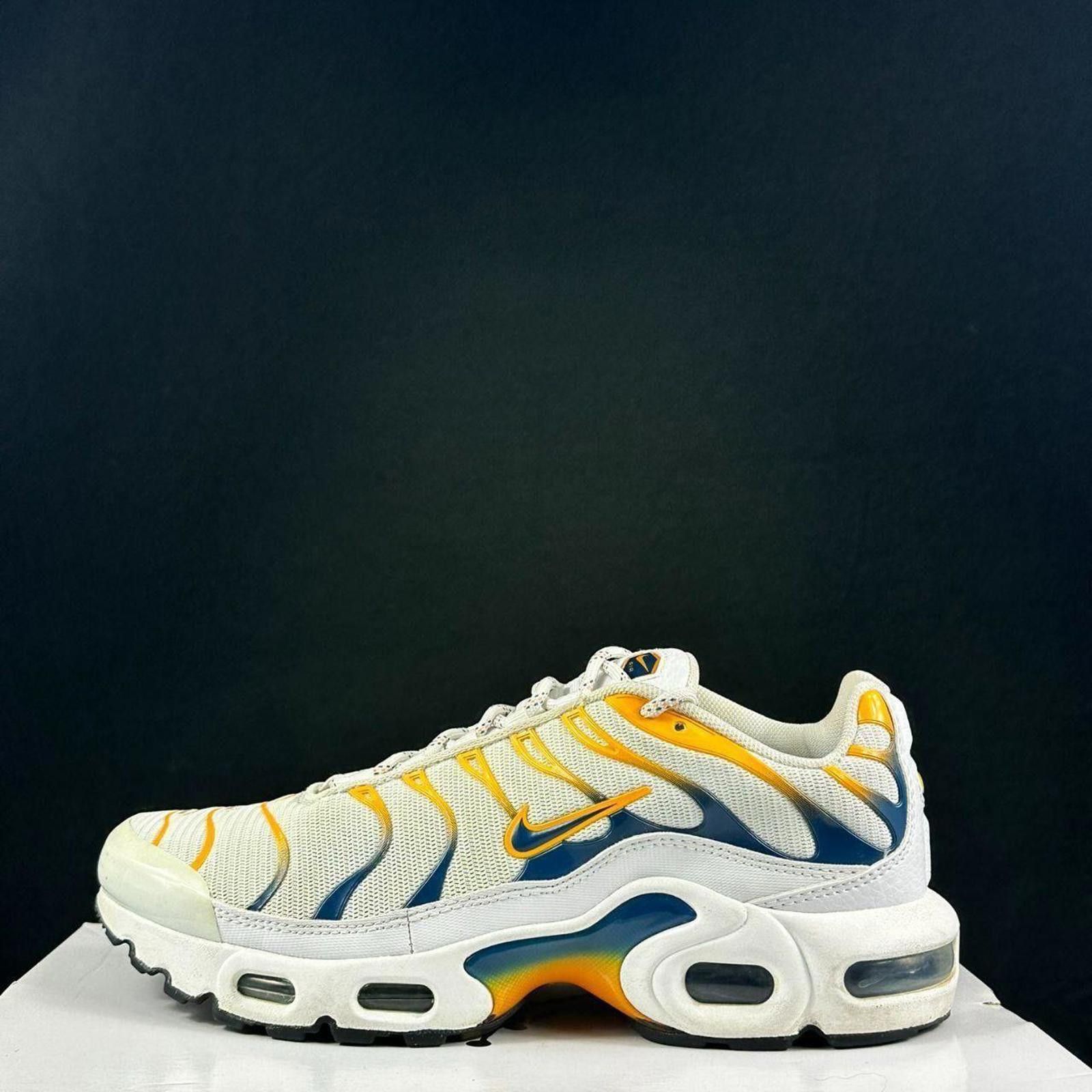 Nike Nike Air Max Plus “White / Laser Orange / Blue” — US 8.5 Size US 8 / IT 38 - 1 Thumbnail