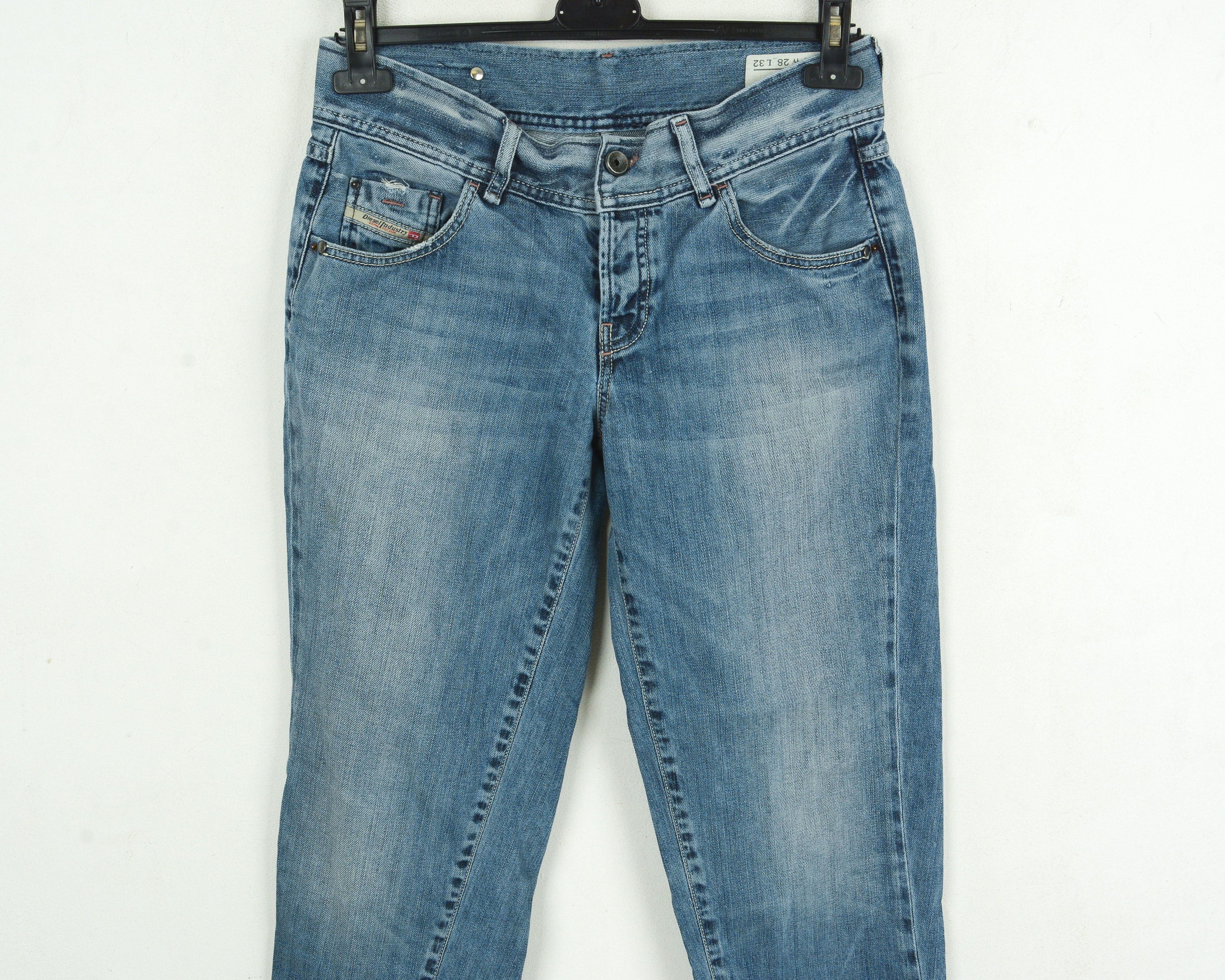 Diesel Klune Women W28 L32 Slim Fit Tapered Jeans Trousers Mid Rise Size 28" / US 6 / IT 42 - 2 Thumbnail