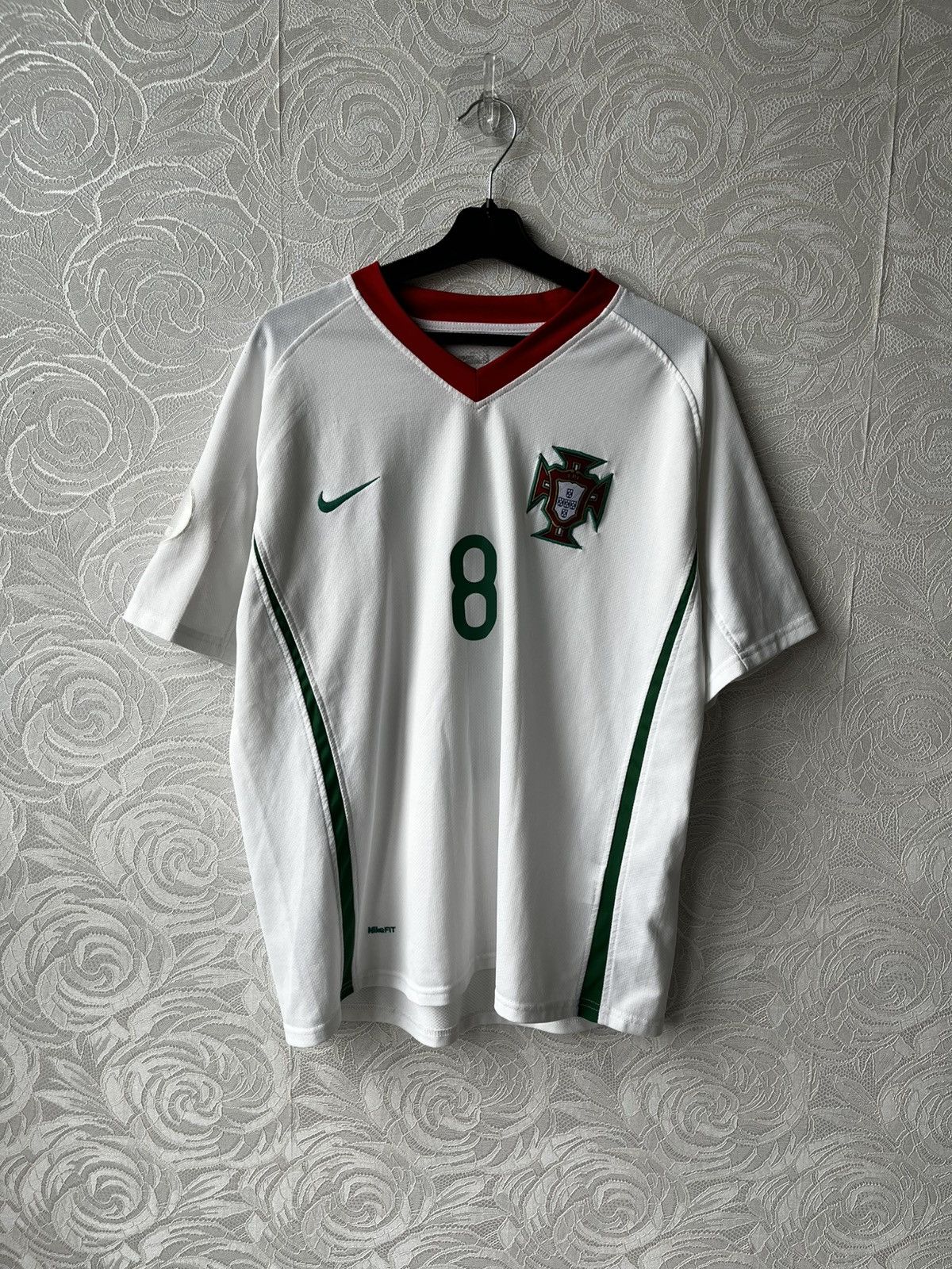 Nike Nike Portugal 2008 2010 Away Jersey T Shirt Y2K Blokecore Size US XL / EU 56 / 4 - 1 Thumbnail