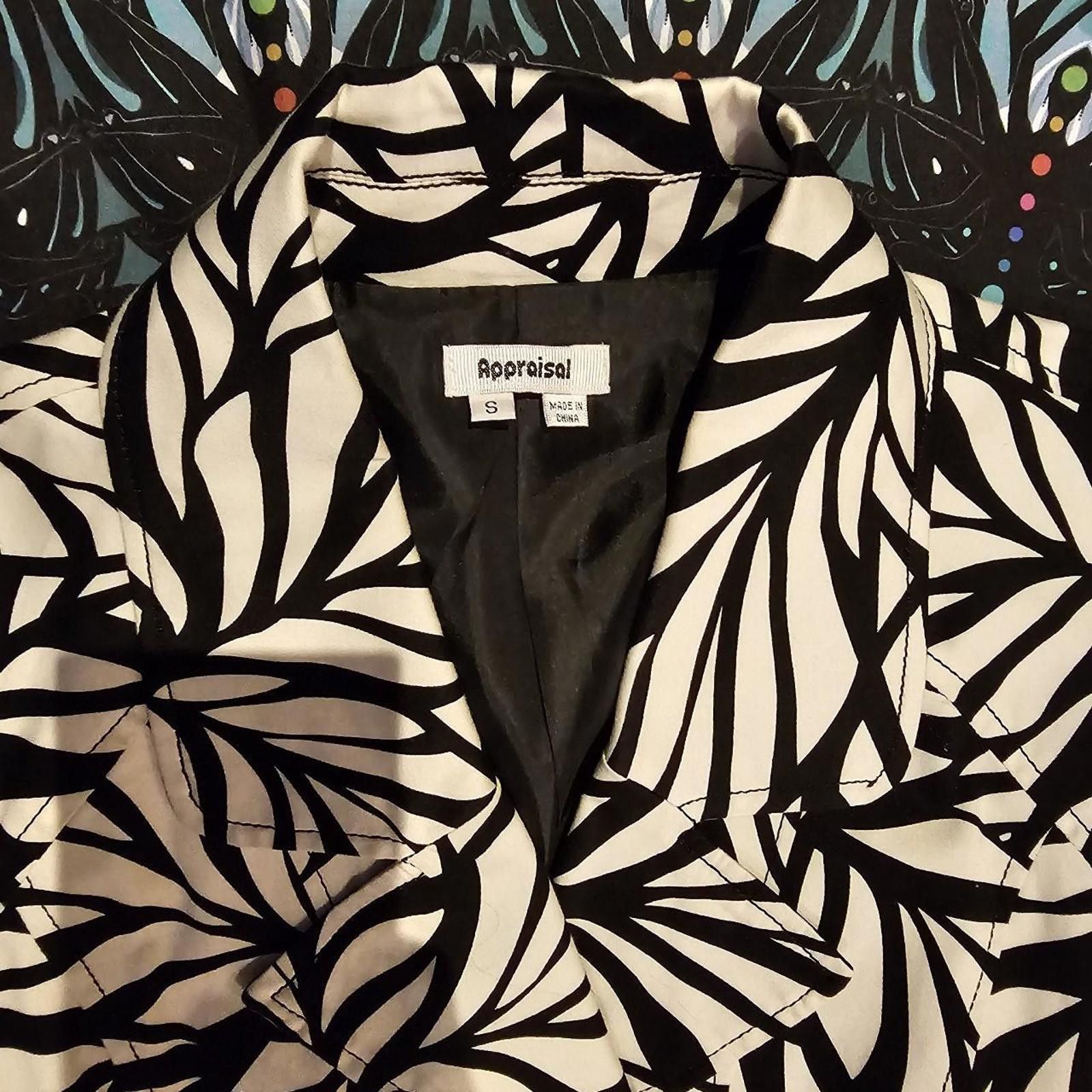 Designer Women's Black and White Jacket Size S / US 4 / IT 40 - 3 Thumbnail