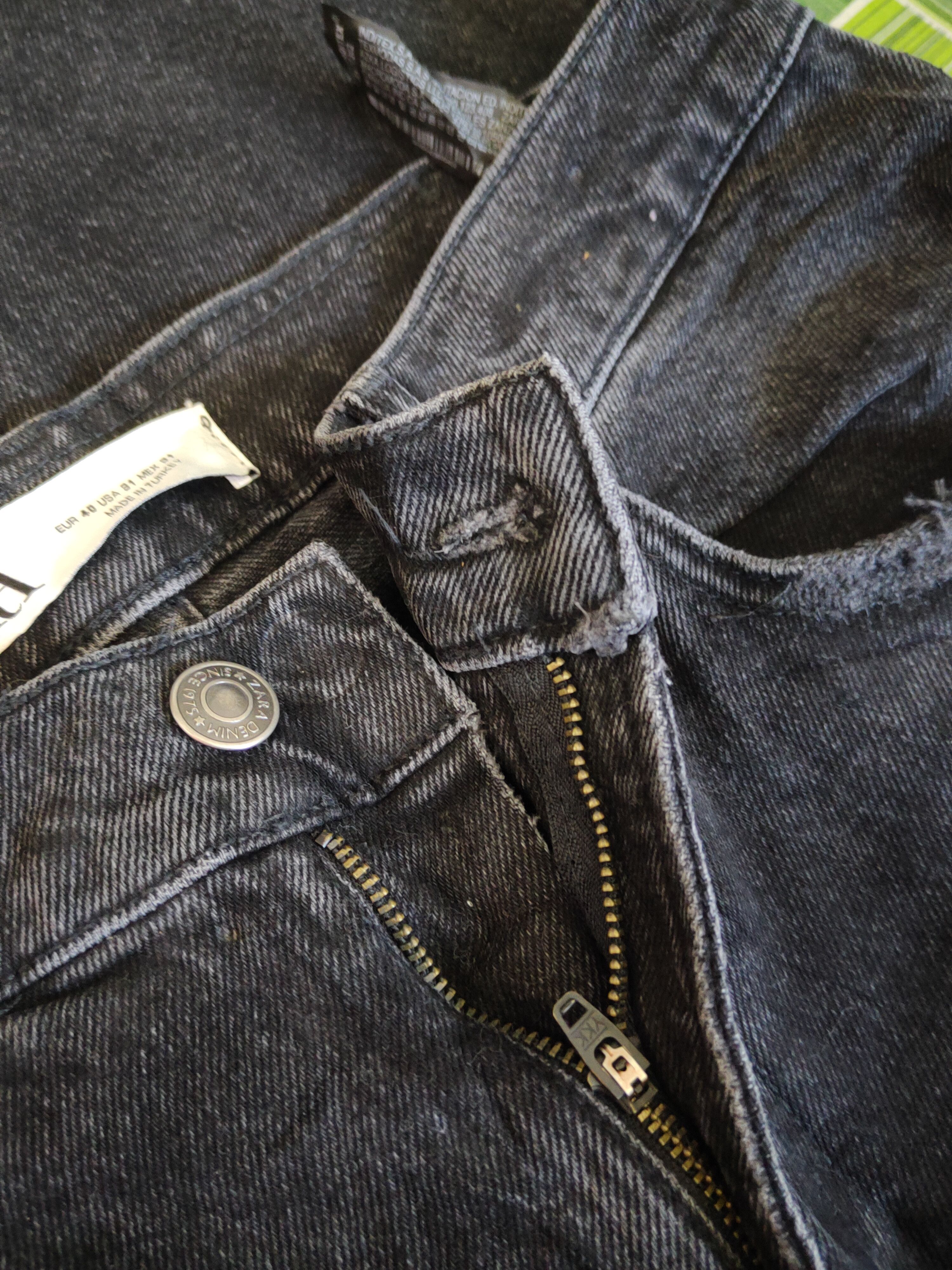 Japanese Brand Zara Black Distressed Ripped denim Jeans #S1659 Size US 31 - 15 Thumbnail