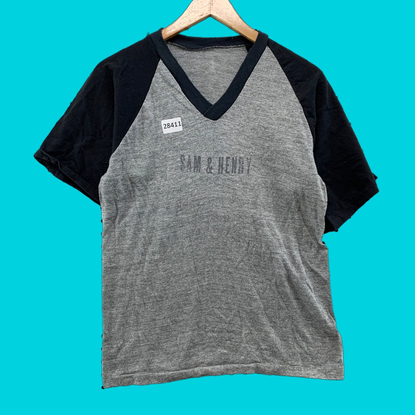 Russell Athletic Vintage 70s Russell Athletic Shirt Gray Black V Neck SAM & HENRY Medium 17.5X26 Size US M / EU 48-50 / 2 - 1 Thumbnail