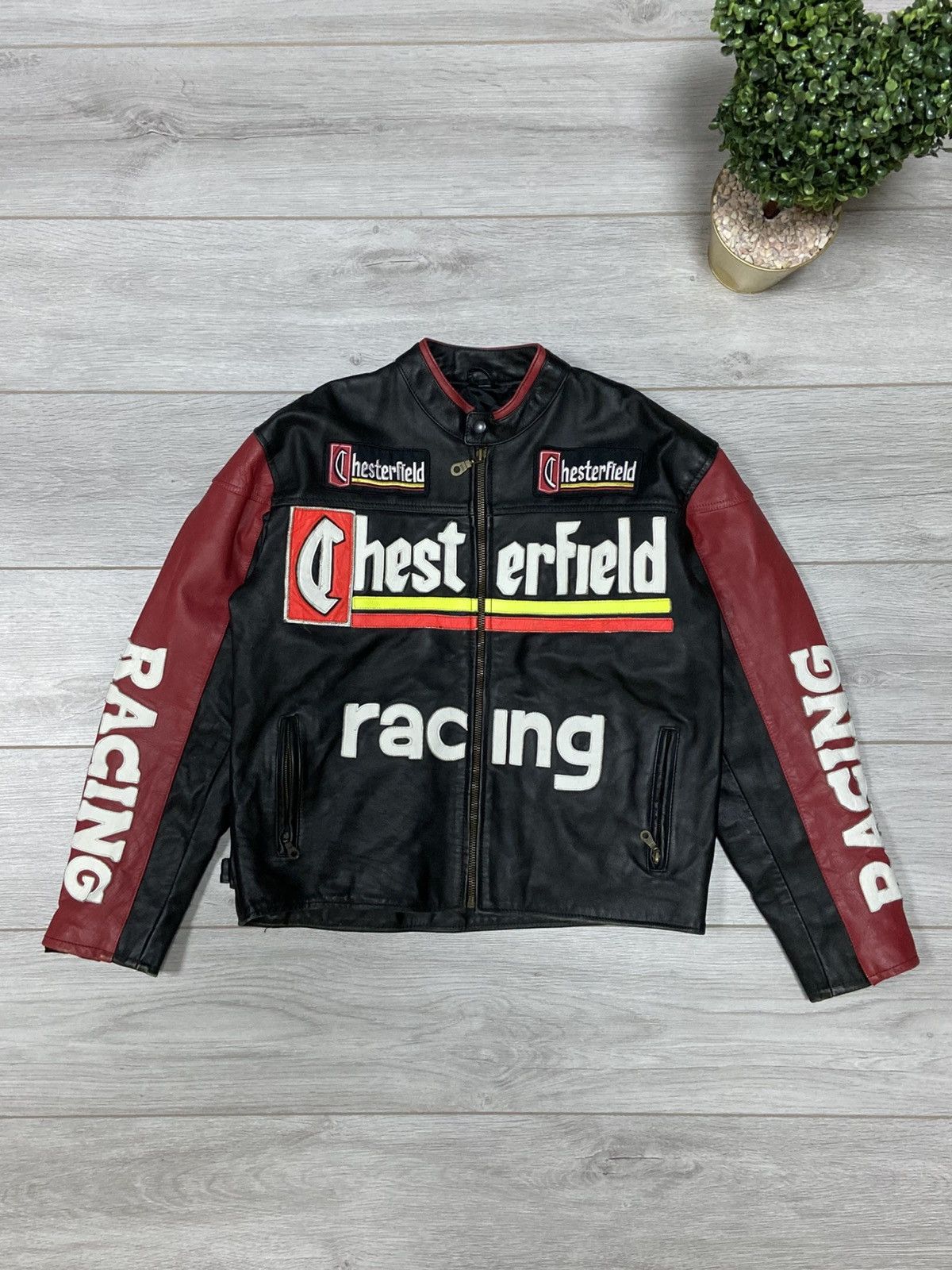 Vintage Chesterfield vintage leather vintage leather jacket big logo Size US L / EU 52-54 / 3 - 1 Thumbnail