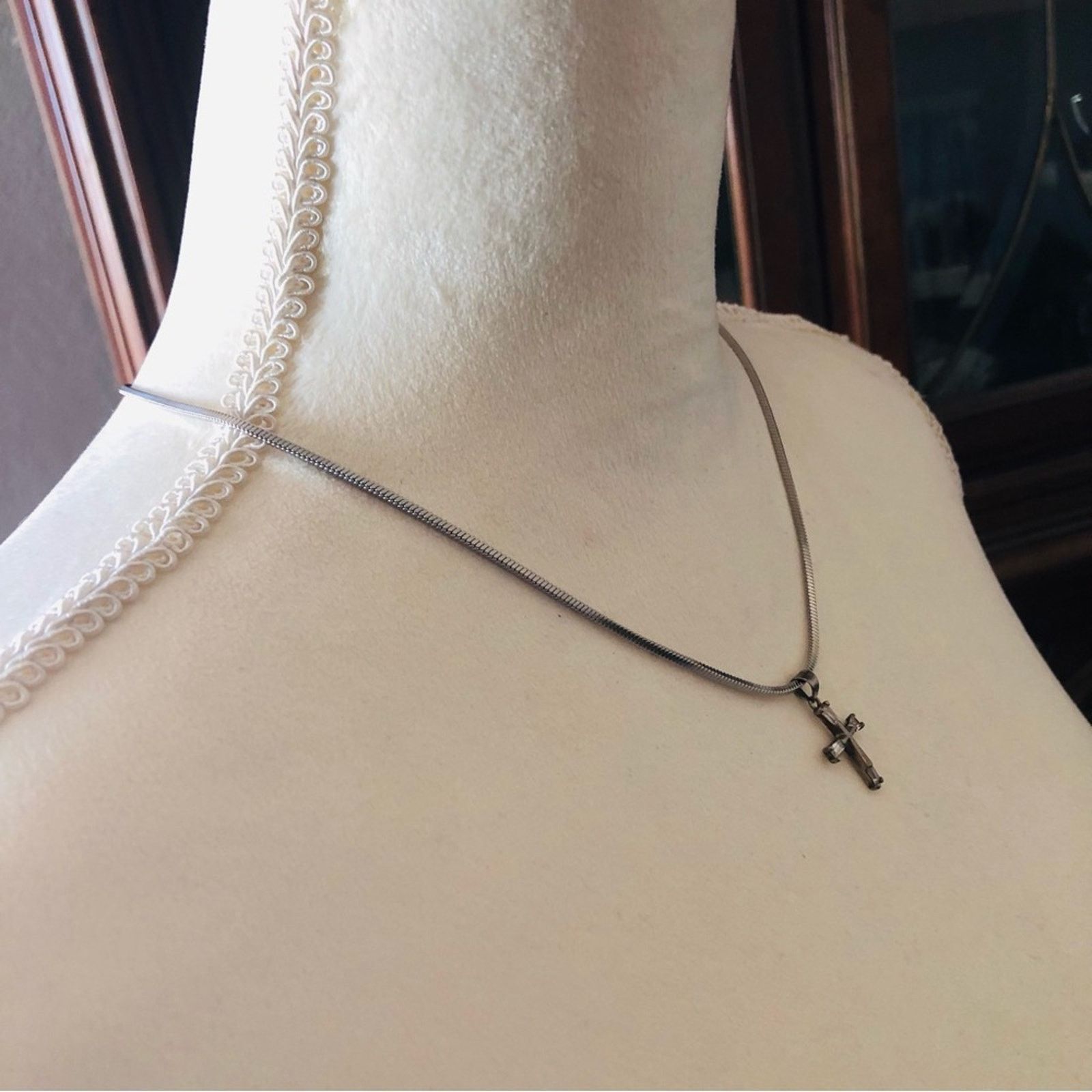 Vintage Vintage tapered baguette cubic zirconia 925 cross on chain Size ONE SIZE - 3 Thumbnail