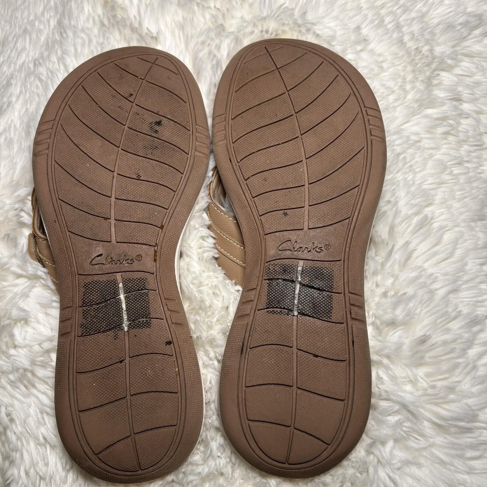 Clarks Clarks Cloudsteppers Flip-Flops Women's Tan Sz9 Strap Adjust Size US 9 / IT 39 - 6 Thumbnail