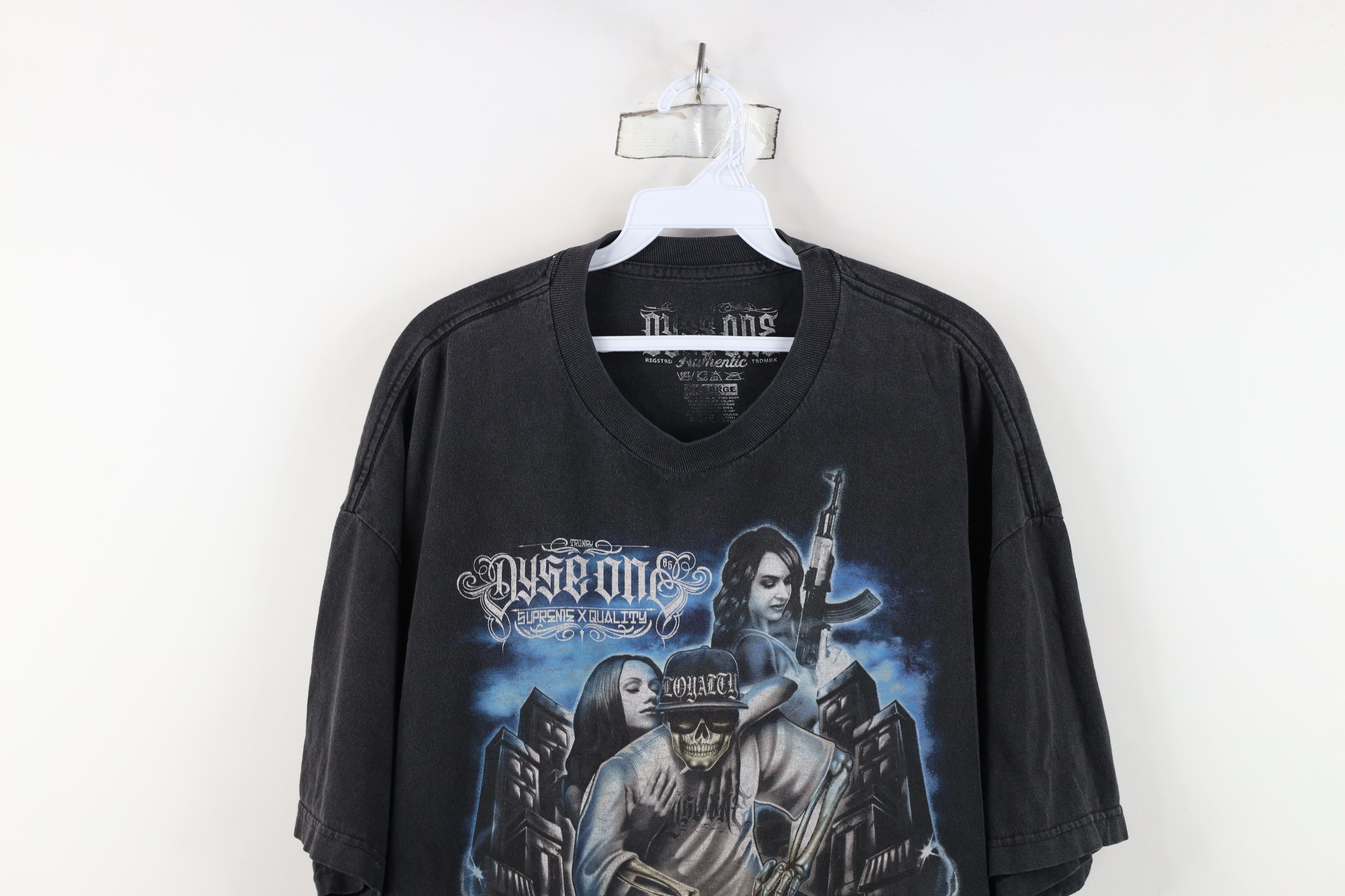 Vintage Vintage Y2K Streetwear Girl Gangster Dice Skeleton T-Shirt Size US XXL / EU 58 / 5 - 2 Thumbnail