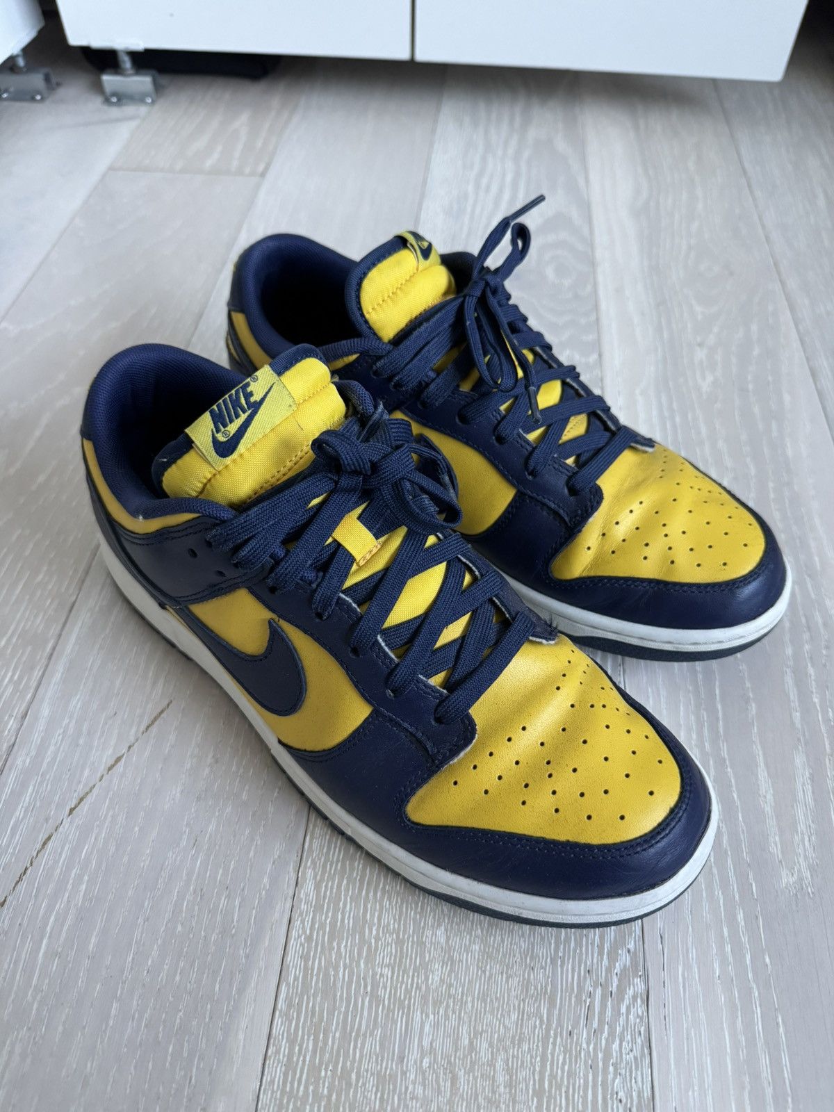 Nike Michigan Dunk Low Navy Yellow Size US 10 / EU 43 - 1 Thumbnail