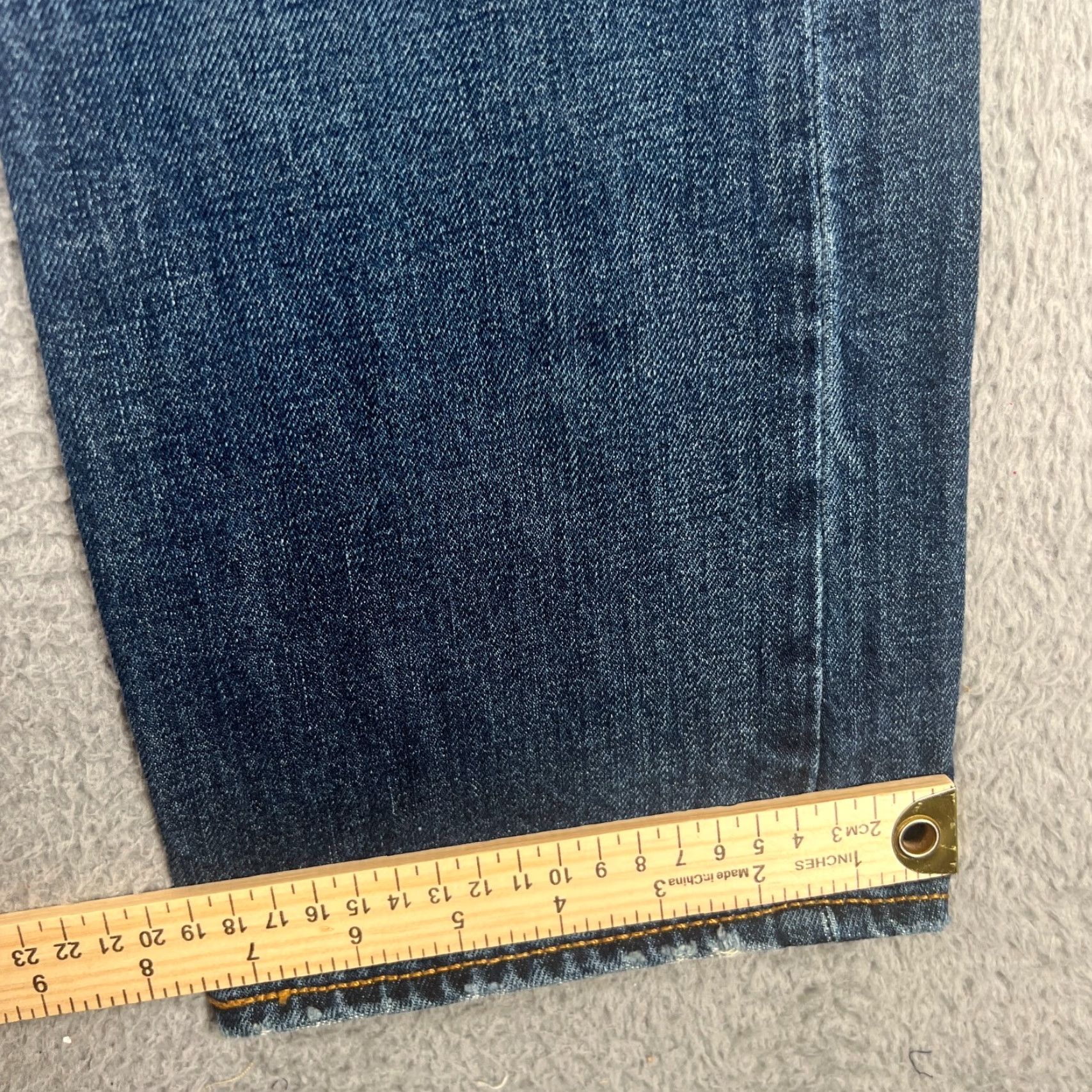 Levi's VINTAGE Levi's 501 Jeans Men 32x30 Straight Denim Dark Blue Button Fly Grunge 90s Size US 32 / EU 48 - 2 Thumbnail