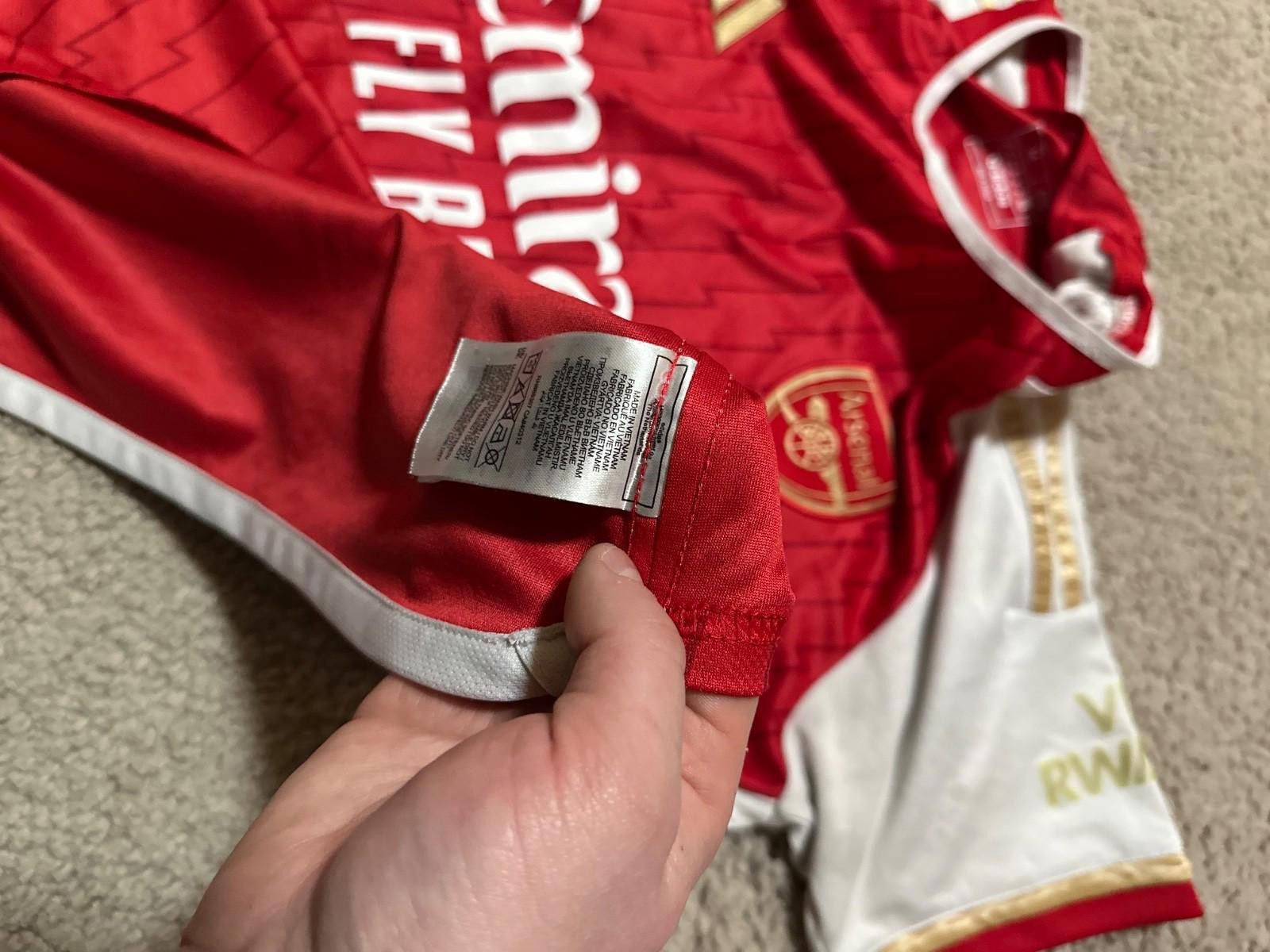 Adidas ARSENAL LONDON 2023 2024 HOME FOOTBALL SHIRT SOCCER JERSEY Size US M / EU 48-50 / 2 - 6 Thumbnail