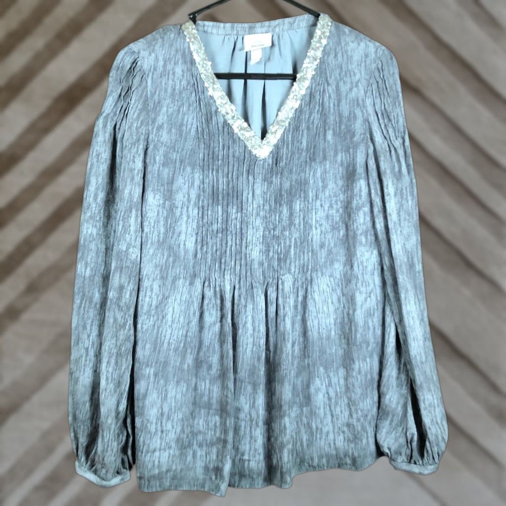 Vintage Knox Rose Womens Blouse Gray Sequin V Neck Pleated Lined Long Sleeve XSmall Womens Blouse Gray Sequin V Neck Pleated Lined Long Sleeve XS Size XS / US 0-2 / IT 36-38 - 1 Thumbnail
