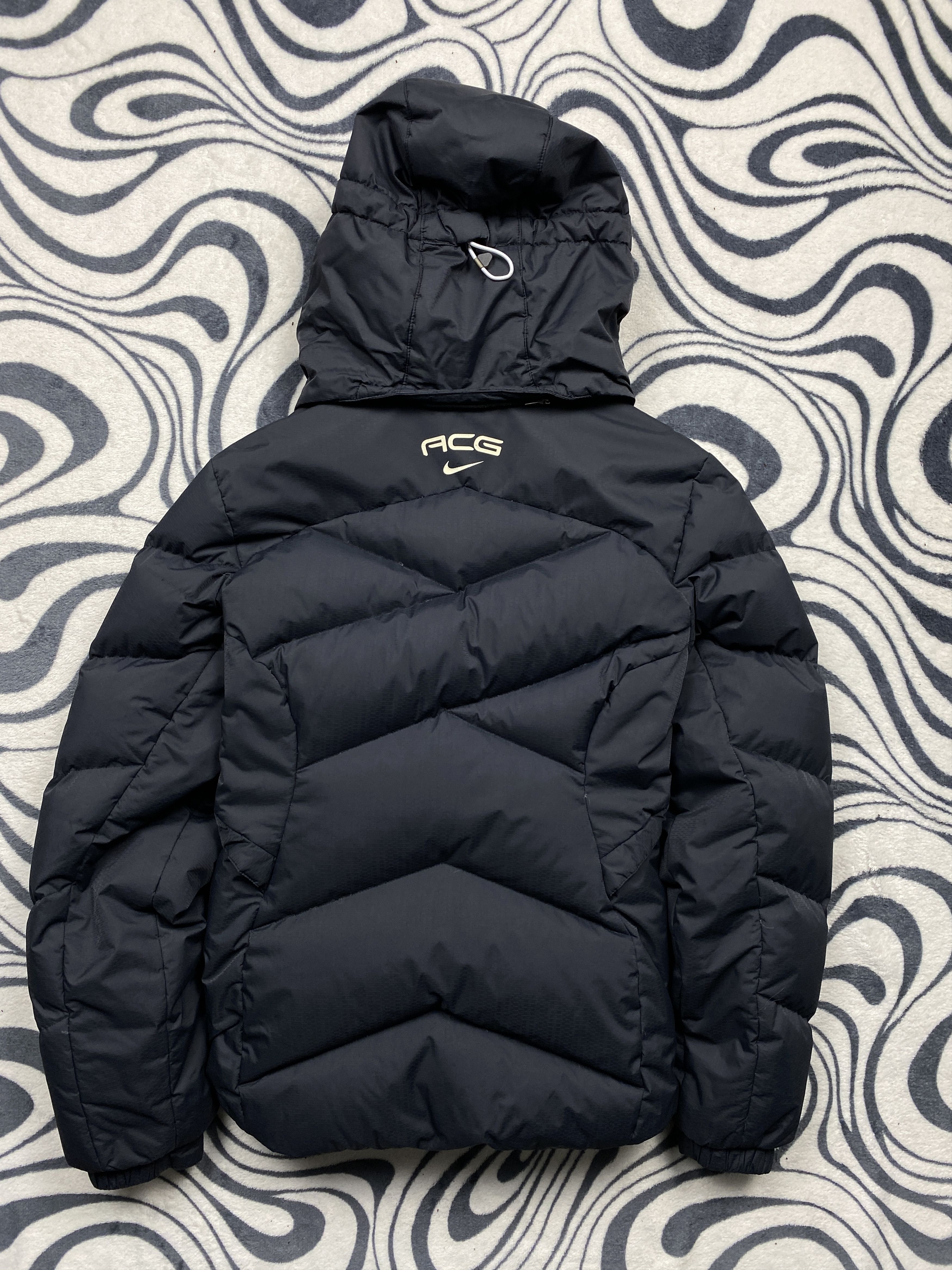 Nike ACG Nike ACG Vintage Ladies Down Jacket Size M / US 6-8 / IT 42-44 - 7 Thumbnail