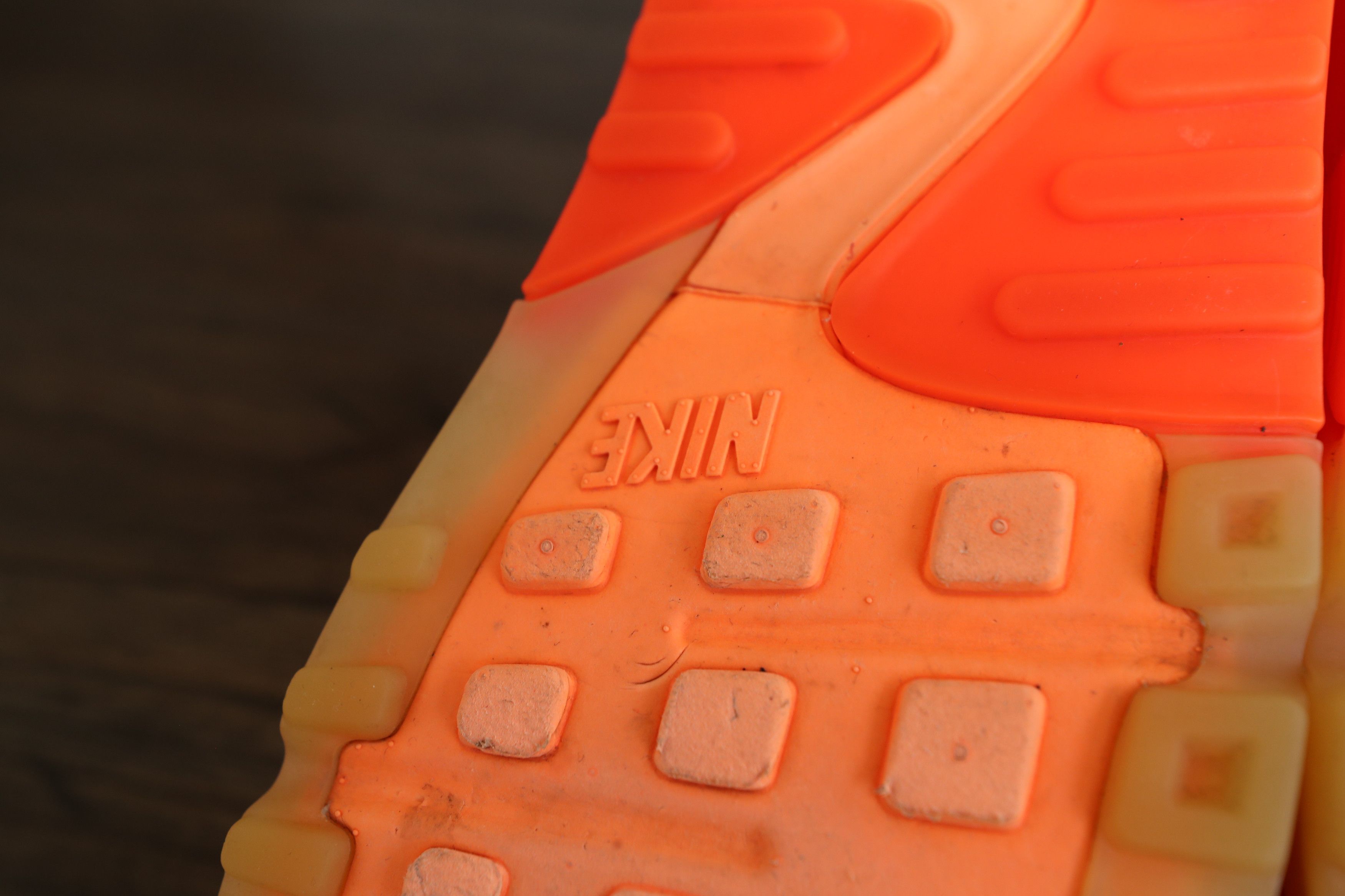 Nike Nike Air Max 90 Ice 'Atomic Mango' (9.5) Size US 9.5 / EU 42-43 - 13 Thumbnail