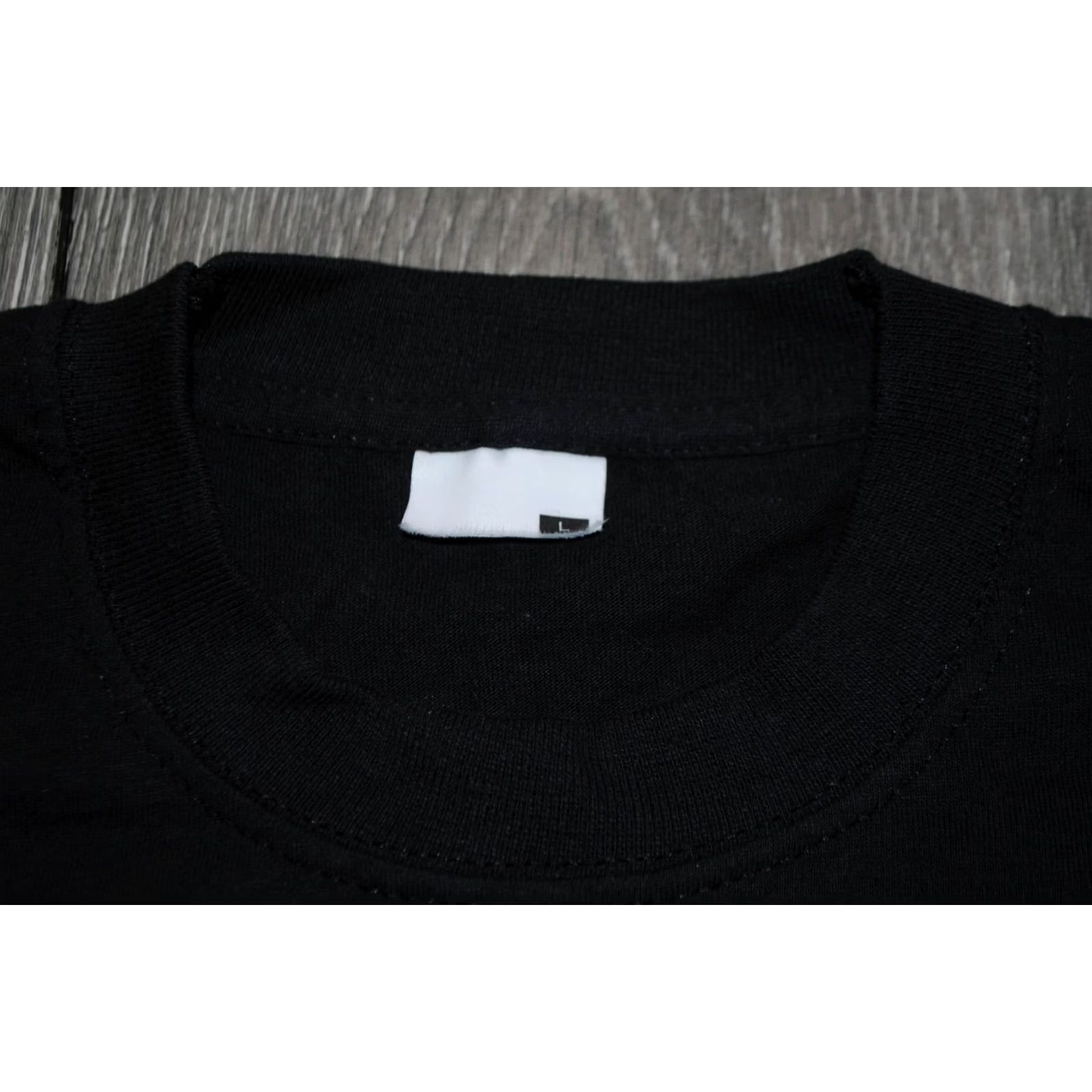 Vintage ROBBIE WILLIAMS INTENSIVE CARE TOUR T-SHIRT CREW NECK SIZE LARGE VINTAGE 2006 T-Shirt Mens L Black Graphic Print Vintage 2006 Size US L / EU 52-54 / 3 - 4 Thumbnail
