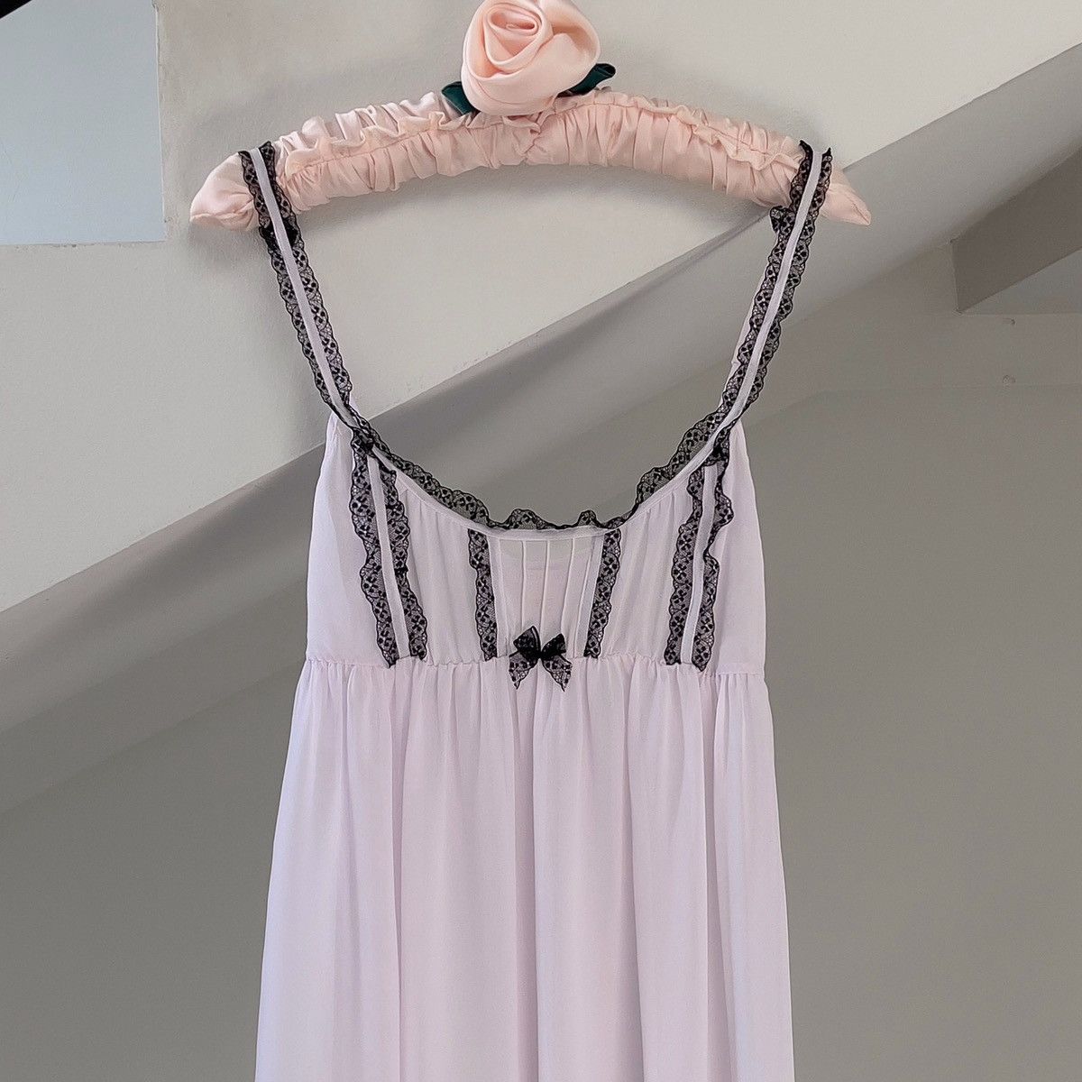 Victoria's Secret VS Pastel Purple Chiffon Sheer Mini Dress (S-M) Size M / US 6-8 / IT 42-44 - 2 Thumbnail