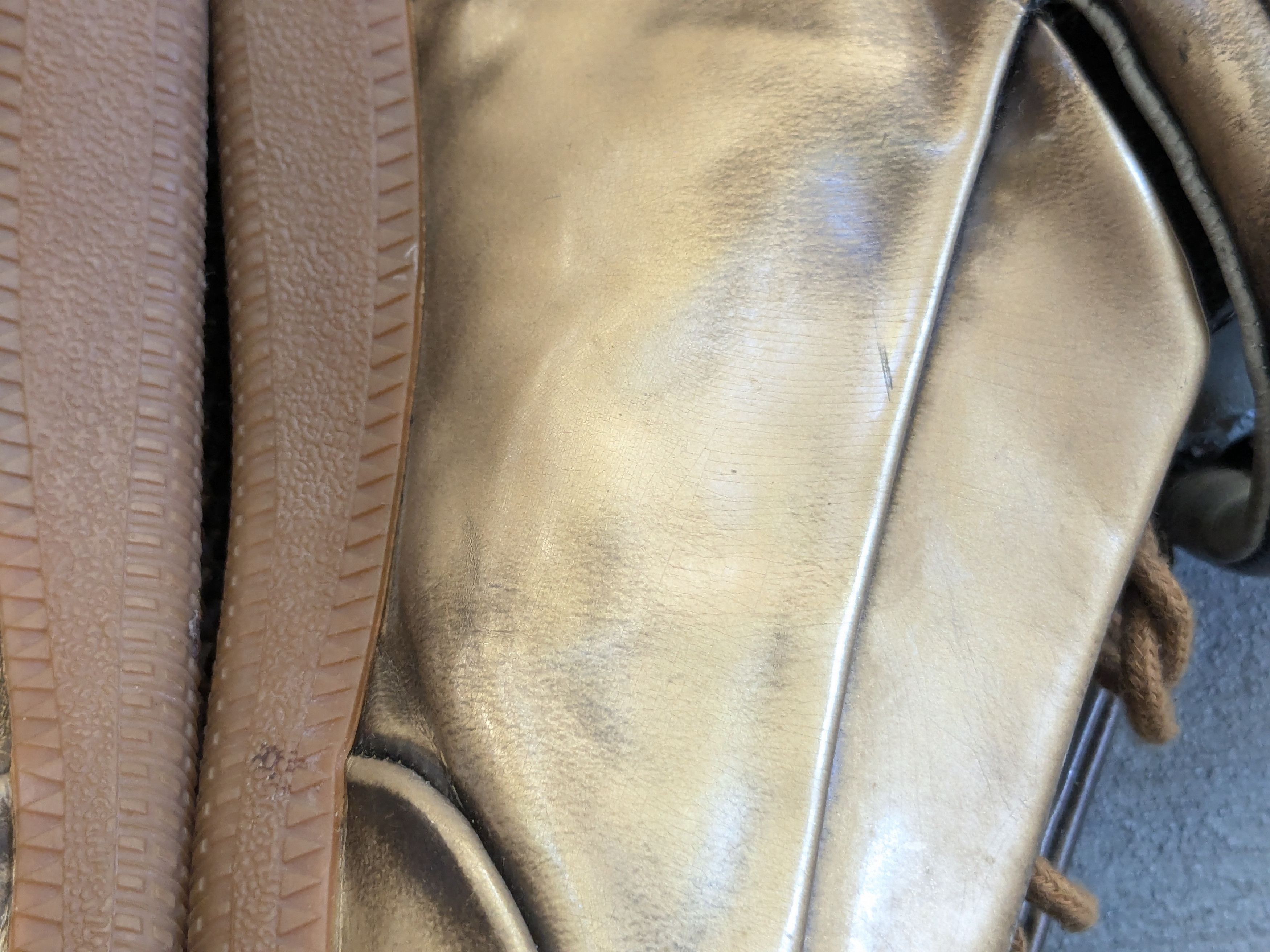 Maison Margiela Maison Margiela Future Gold 10 43 High Tops Leather Gum Size US 10 / EU 43 - 17 Thumbnail