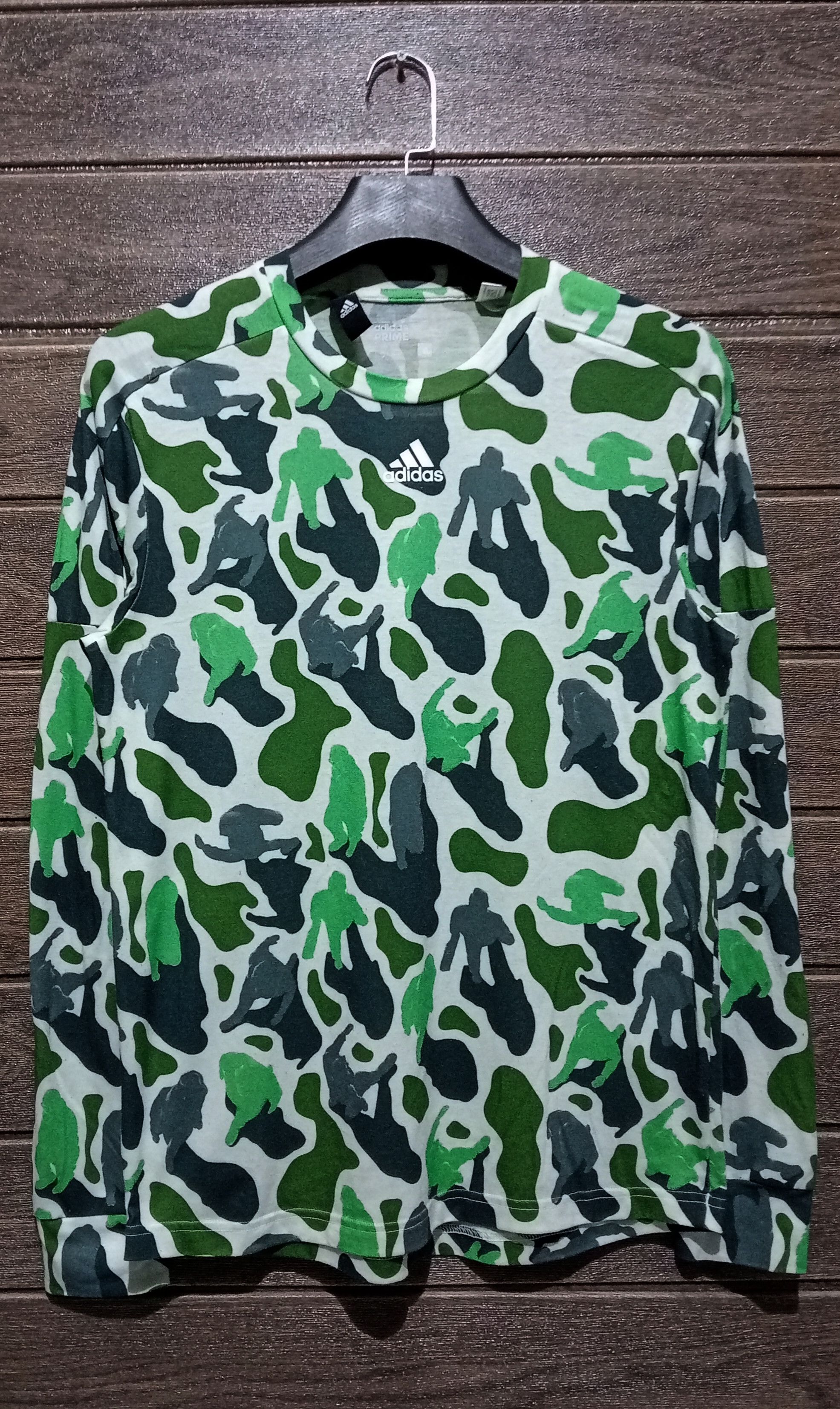 Adidas × Rap Tees Adidas N.E.R.D Camo Long Sleeve Tshirt Very Rare Size US M / EU 48-50 / 2 - 1 Thumbnail