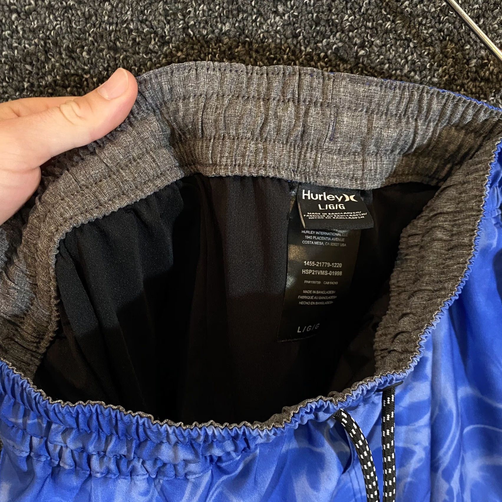 Hurley VINTAGE Hurley Shorts Mens Large Athletic Blue 8-Inch Inseam Water Drawstring Size US 33 - 7 Thumbnail