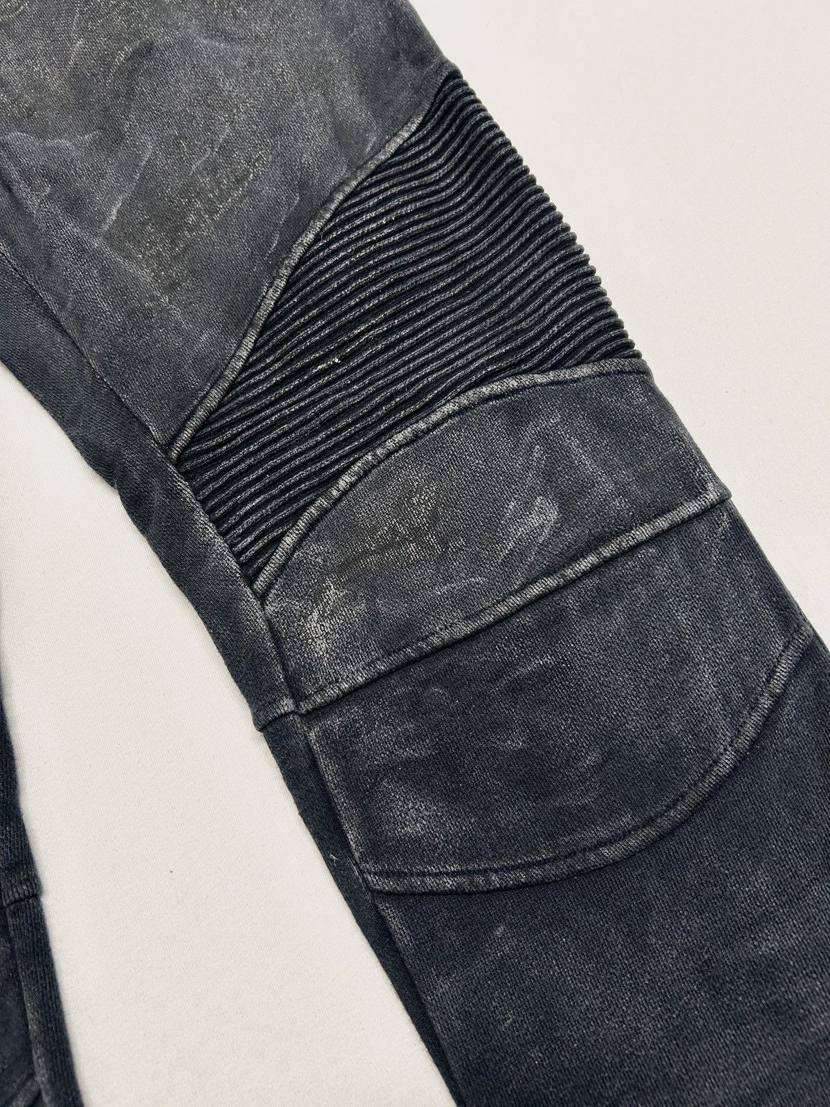 Balmain SS2014 Waxed Biker Sweatpants Size US 32 / EU 48 - 3 Thumbnail