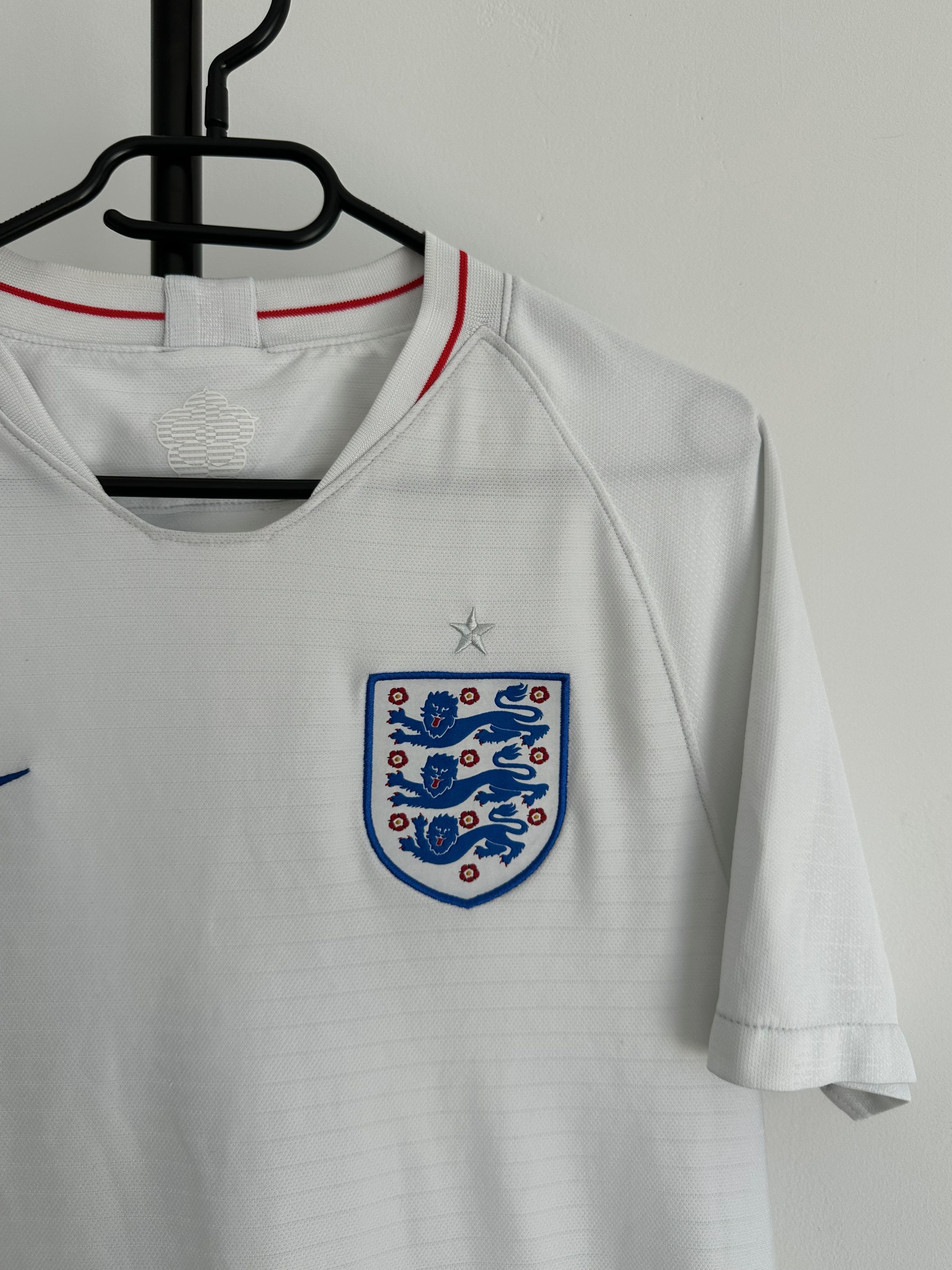 Nike 2018 Nike England Soccer Football Shirt Home Size US M / EU 48-50 / 2 - 3 Thumbnail