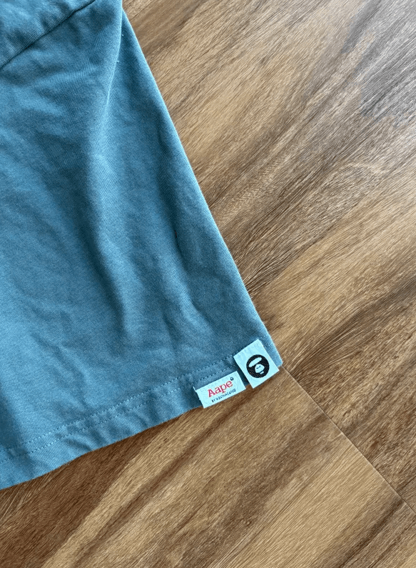 Aape Aape A Bathing Ape logo back print ombre t-shirt Black/Gray Size US M / EU 48-50 / 2 - 4 Thumbnail